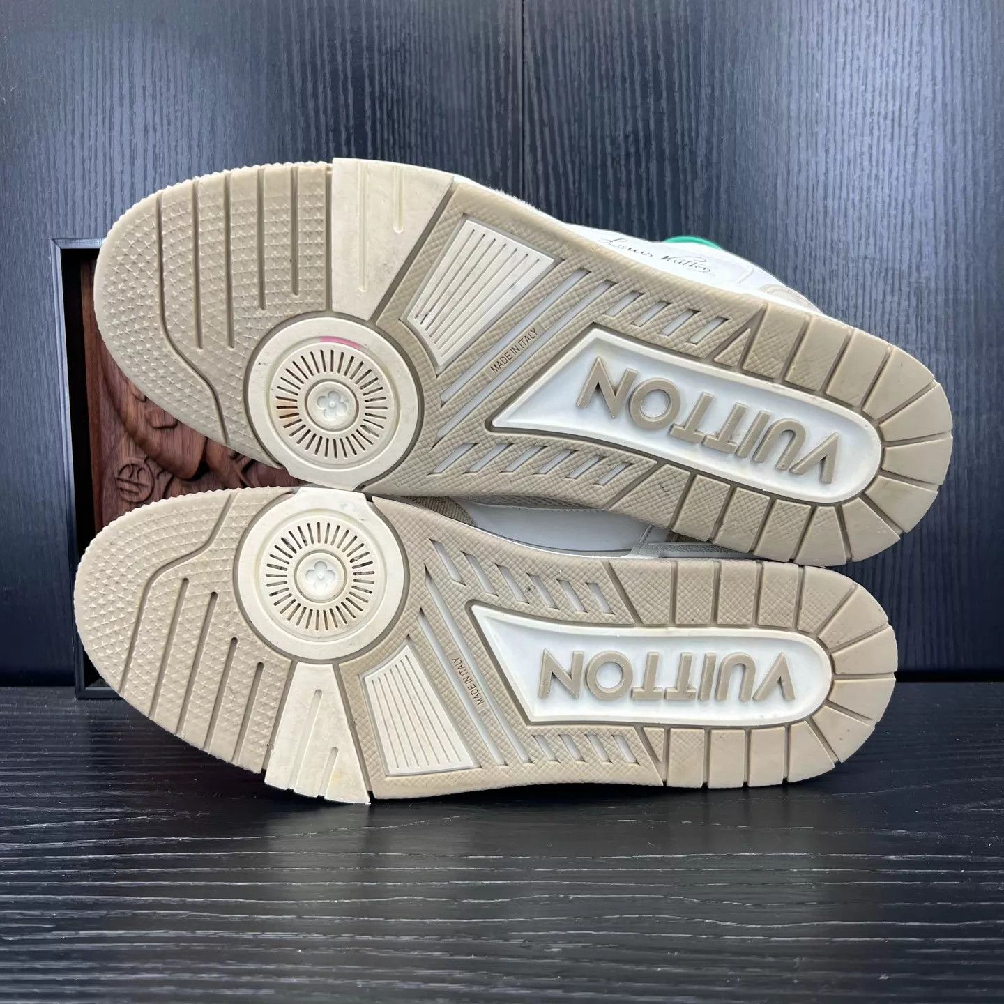 Louis Vuitton LV Khaki Velcro Trainer US 7.5 / EU 41.5 Size US 8.5 / EU 41-42 - 8 Thumbnail