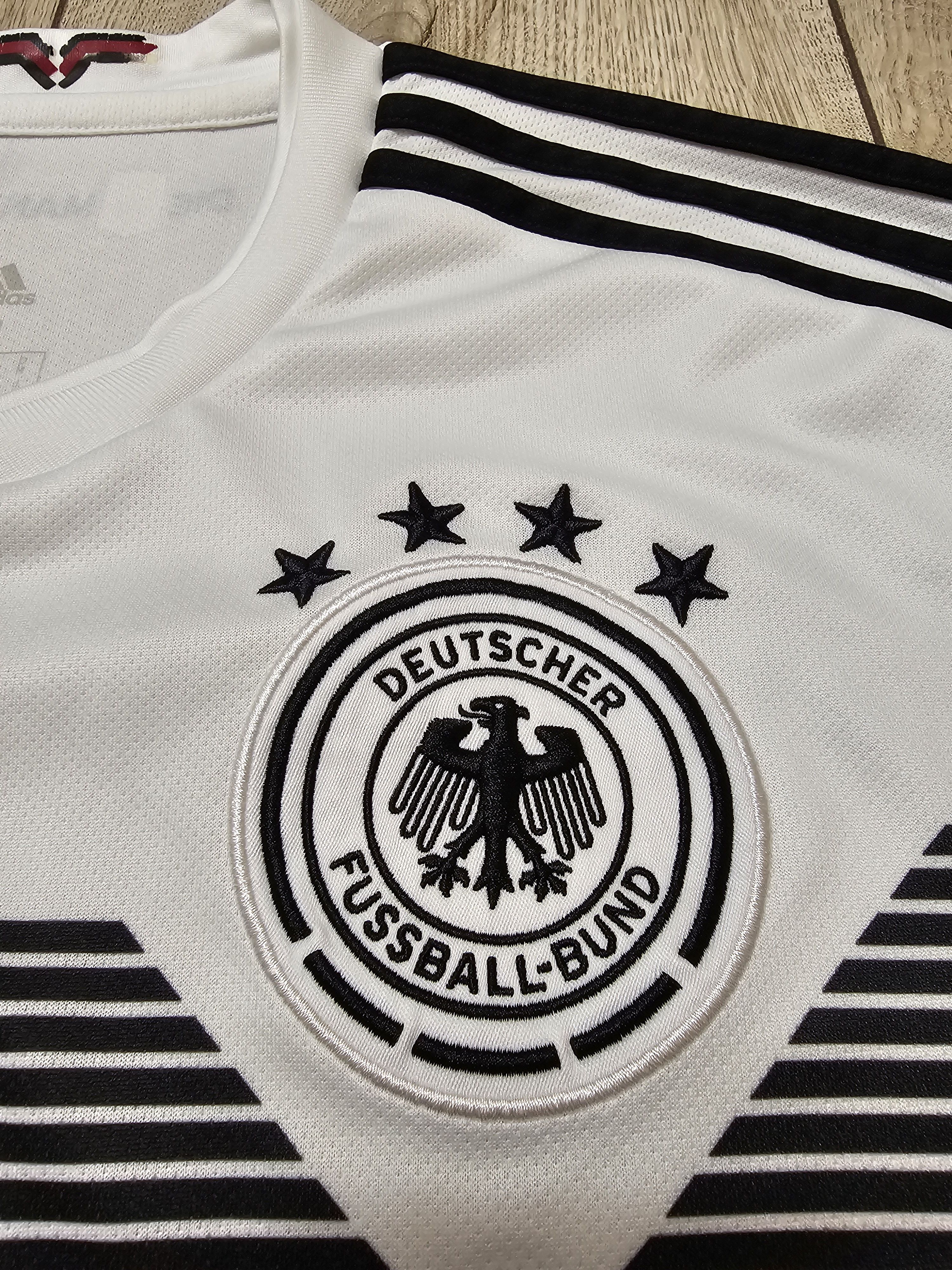 Adidas GERMANY X MERCEDES-BENZ 2018 SPECIAL FOOTBALL SOCCER JERSEY Size US M / EU 48-50 / 2 - 4 Thumbnail