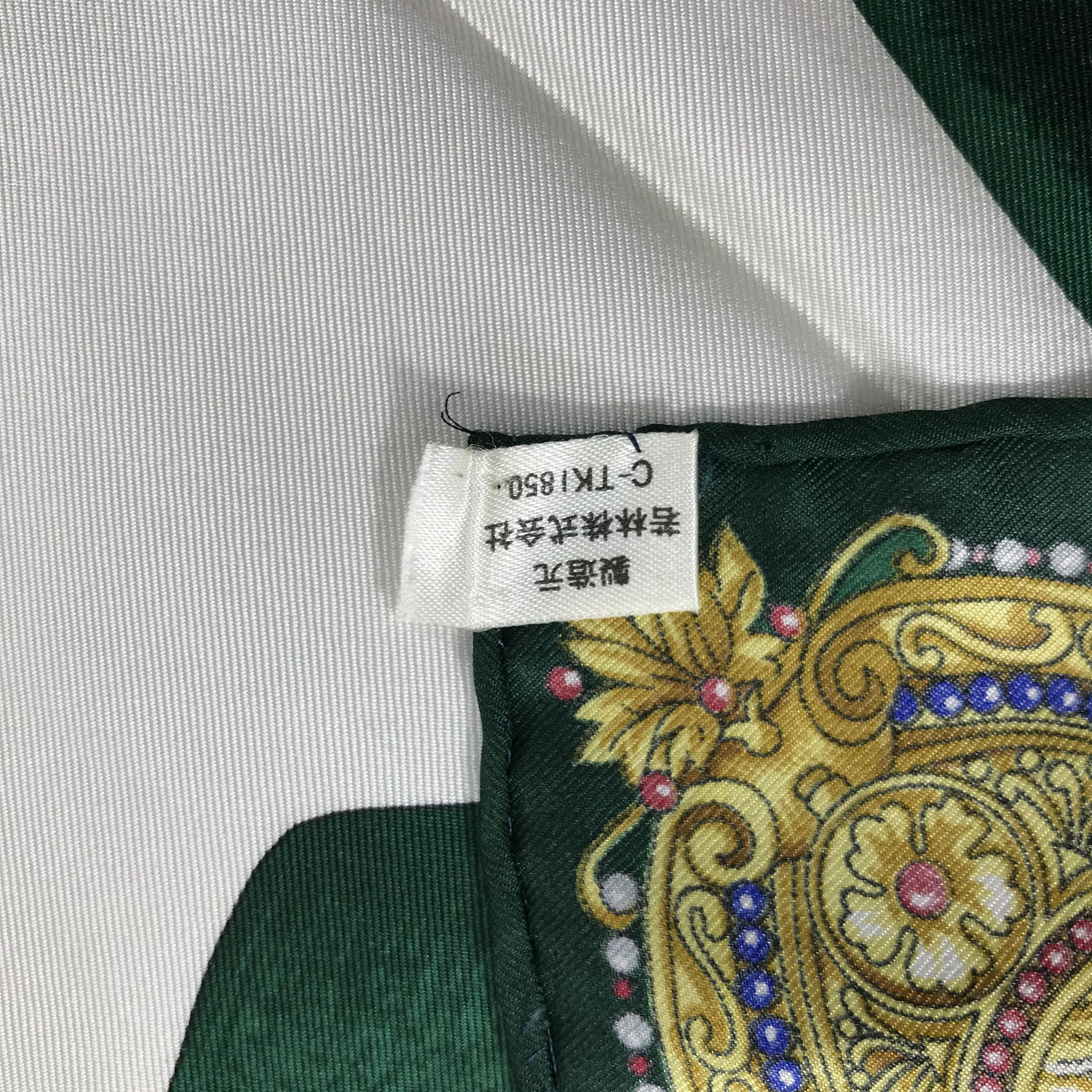 Vintage Vintage Moschino Silk Scarf Size ONE SIZE - 6 Thumbnail