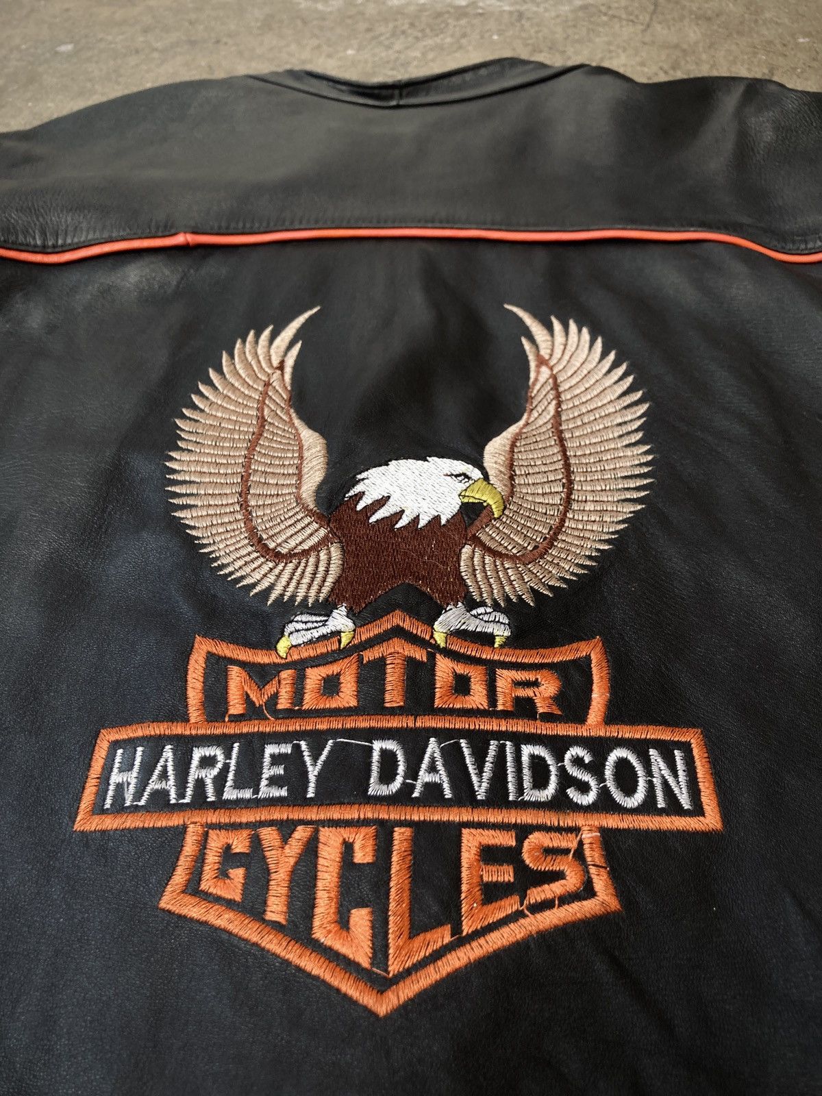 Formula 1 × Harley Davidson × Vintage Vintage 90s Harley Davidson Racing Leather Jacket Size US L / EU 52-54 / 3 - 11 Thumbnail
