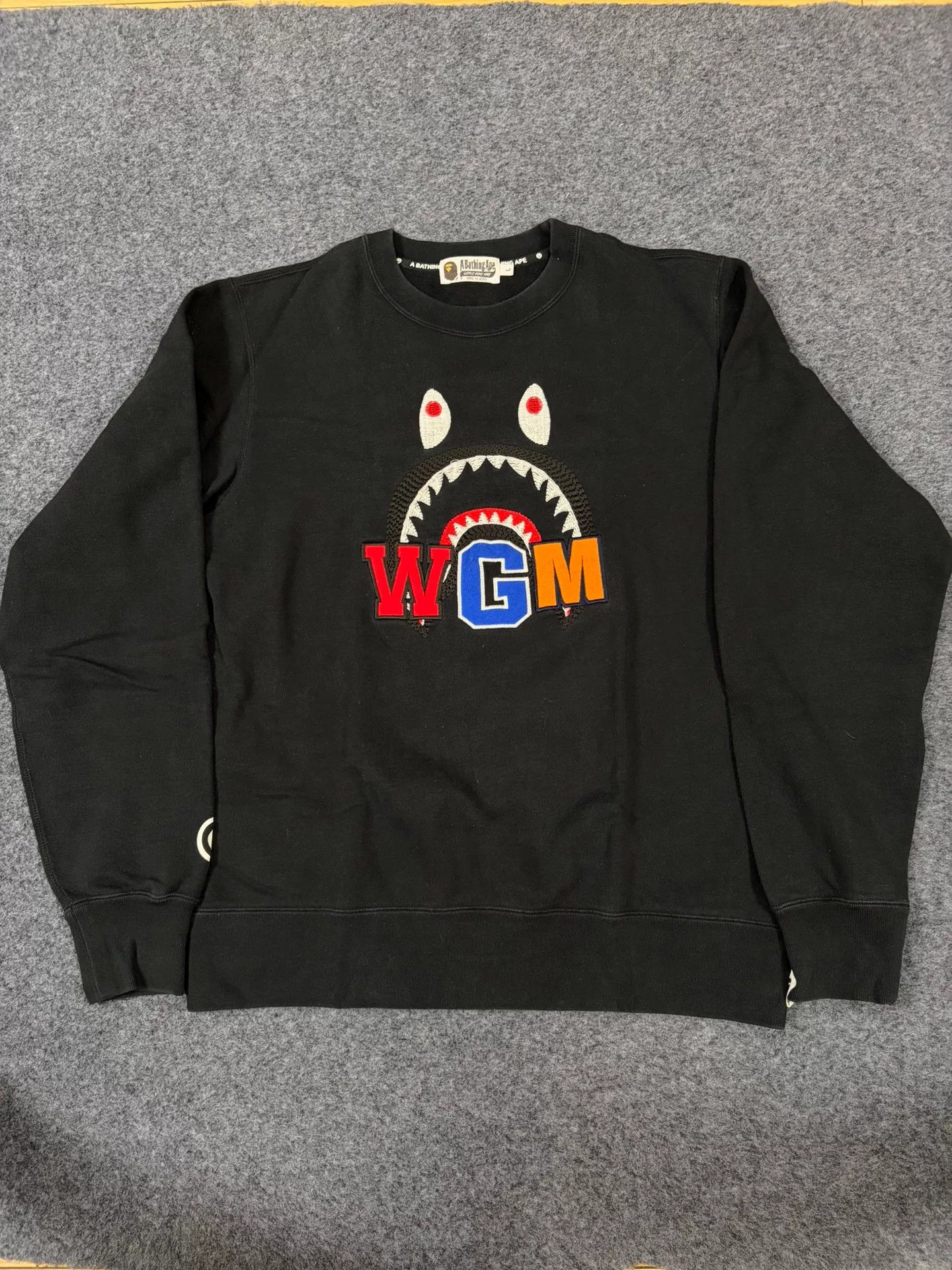 Bape Bape Multi Shark Sweatshirt Pullover Size US L / EU 52-54 / 3 - 1 Thumbnail