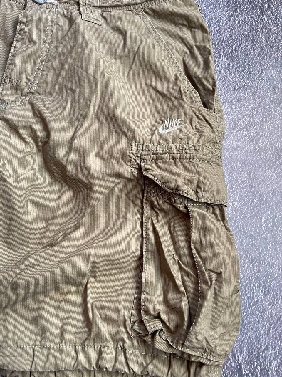 Nike Vintage Nike Y2K distressed cargo shorts Size US 34 / EU 50 - 4 Thumbnail