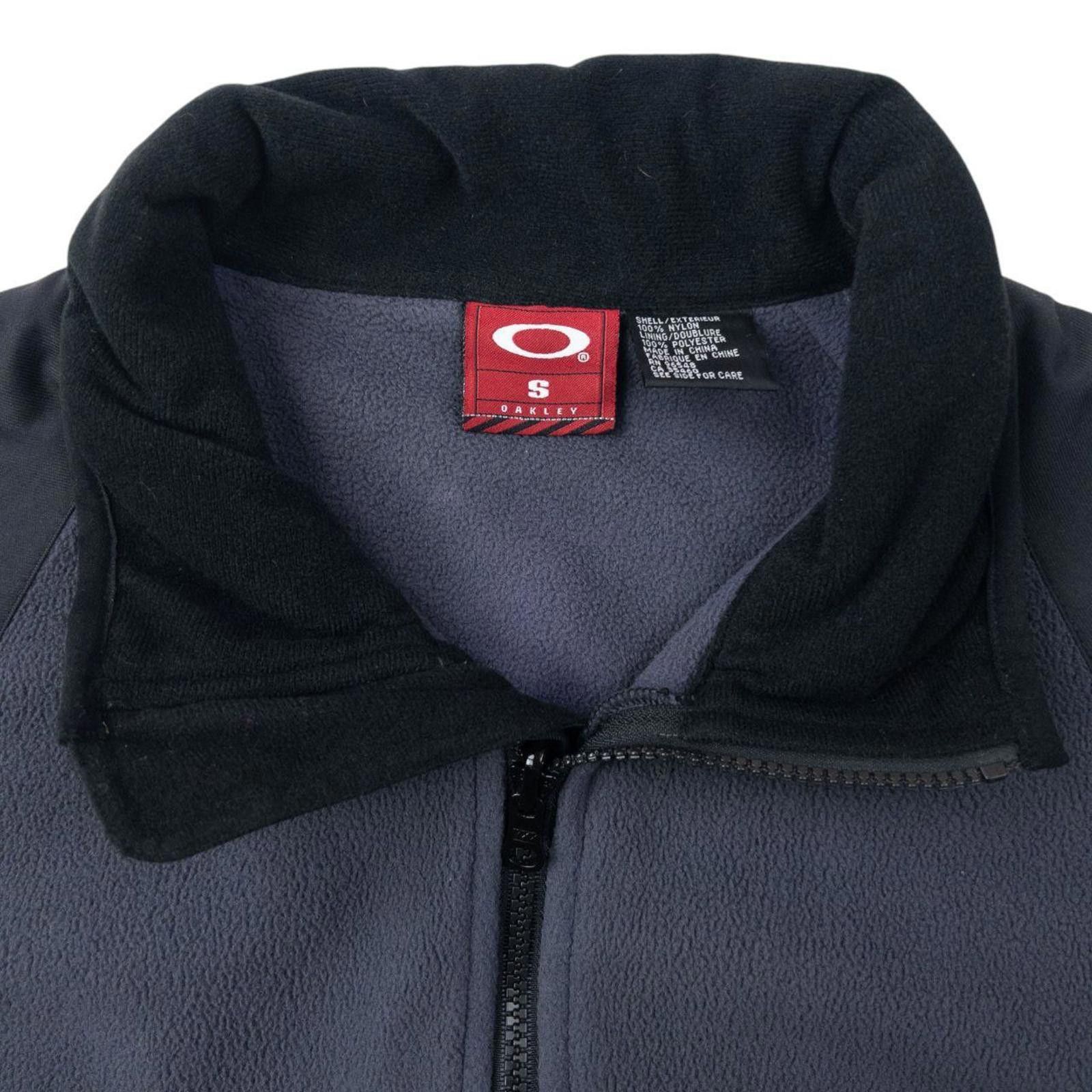 Oakley Vintage 2000s Oakley Zip Up Fleece Gilet Size M Size US M / EU 48-50 / 2 - 3 Thumbnail