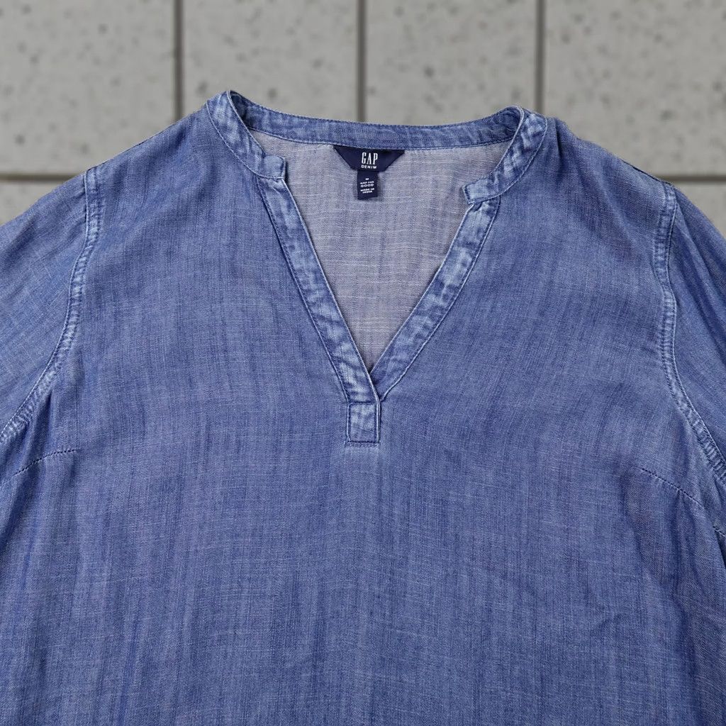 Gap GAP Shirt Womens M Blue Denim Ruffle Bell Sleeve V-Neck Tunic Peasant Boho Top Size M / US 6-8 / IT 42-44 - 1 Thumbnail