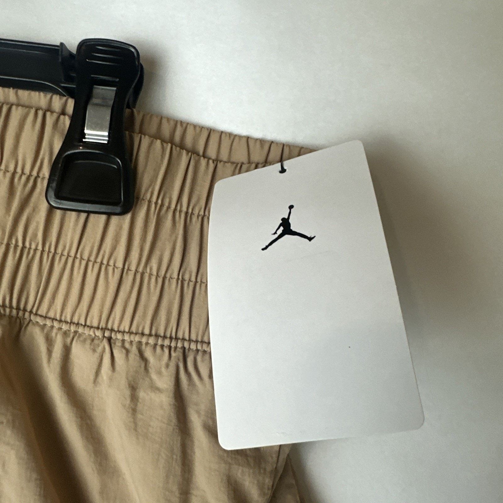 Nike NWT Nike Jordan Girls' Jumpman Tan, High-Waisted, Size XL Size 25" / US 0 / IT 36 - 3 Thumbnail