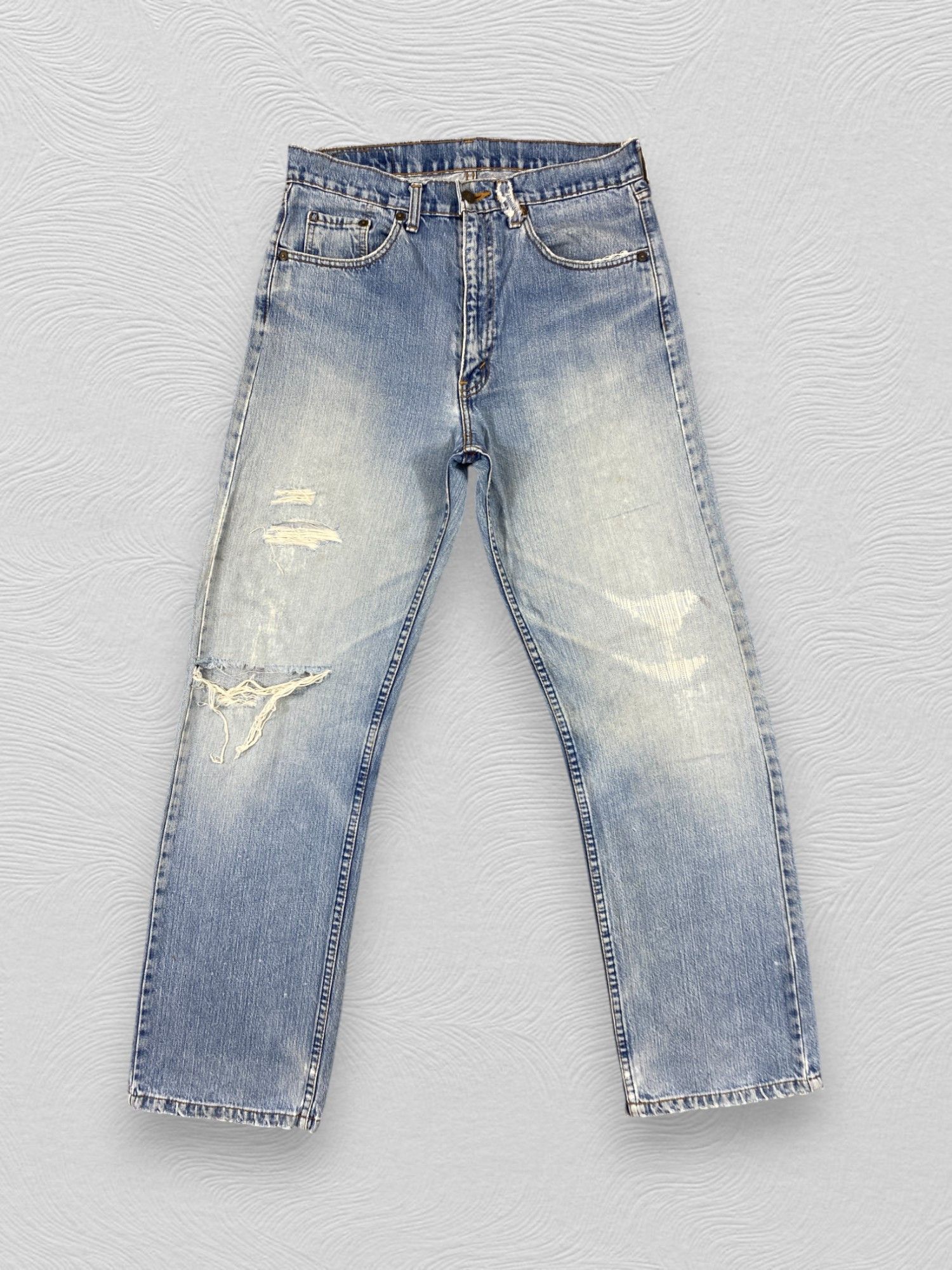 Levi's Distressed Blue Vintage Levi's Jeans 32x30 Denim - JN3452 Size US 32 / EU 48 - 1 Thumbnail