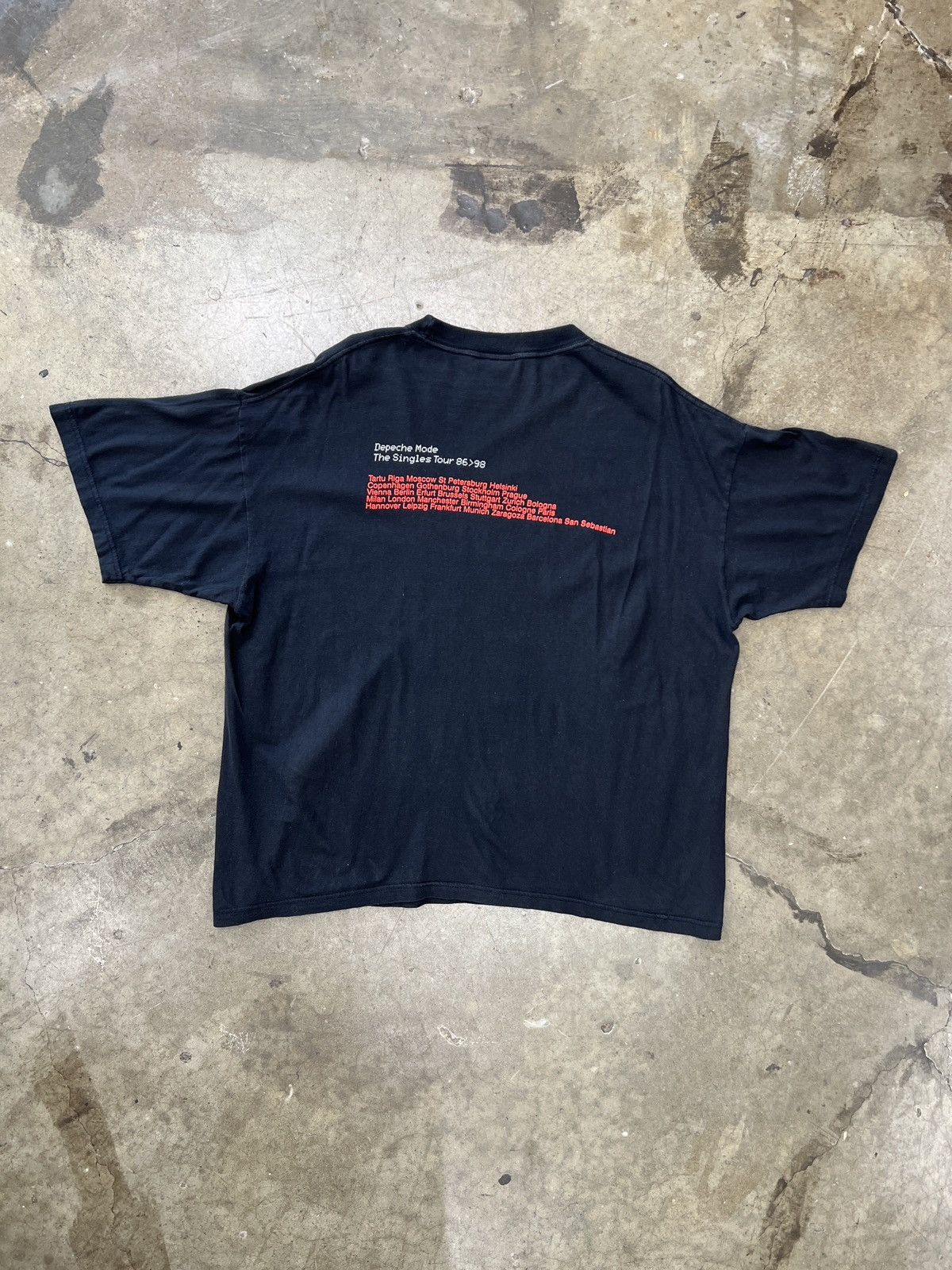 Band Tees Vintage 1998 Depeche Mode Redwood The Singles Tour Tee XL Size US XL / EU 56 / 4 - 5 Thumbnail