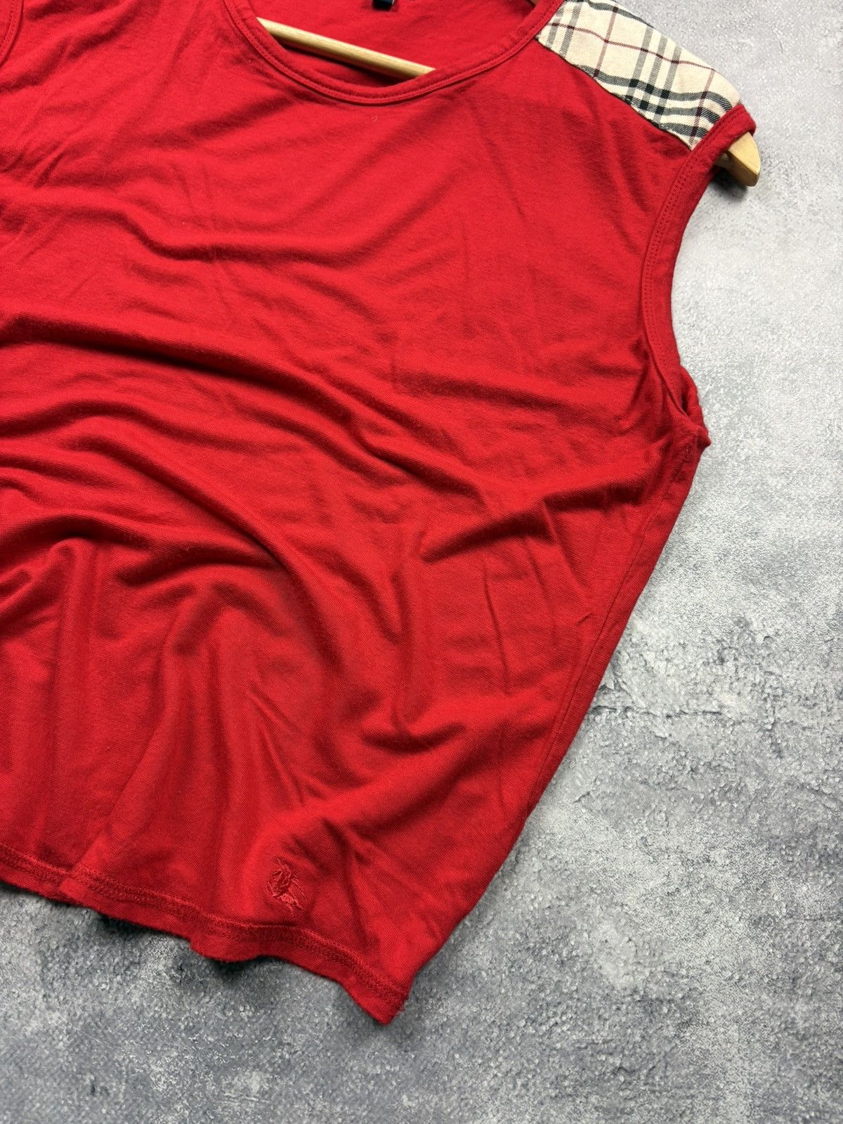 Burberry BURBERRY Vintage Checkered Mini Logo Red Tank Top Hype Size XL / US 12-14 / IT 48-50 - 2 Thumbnail