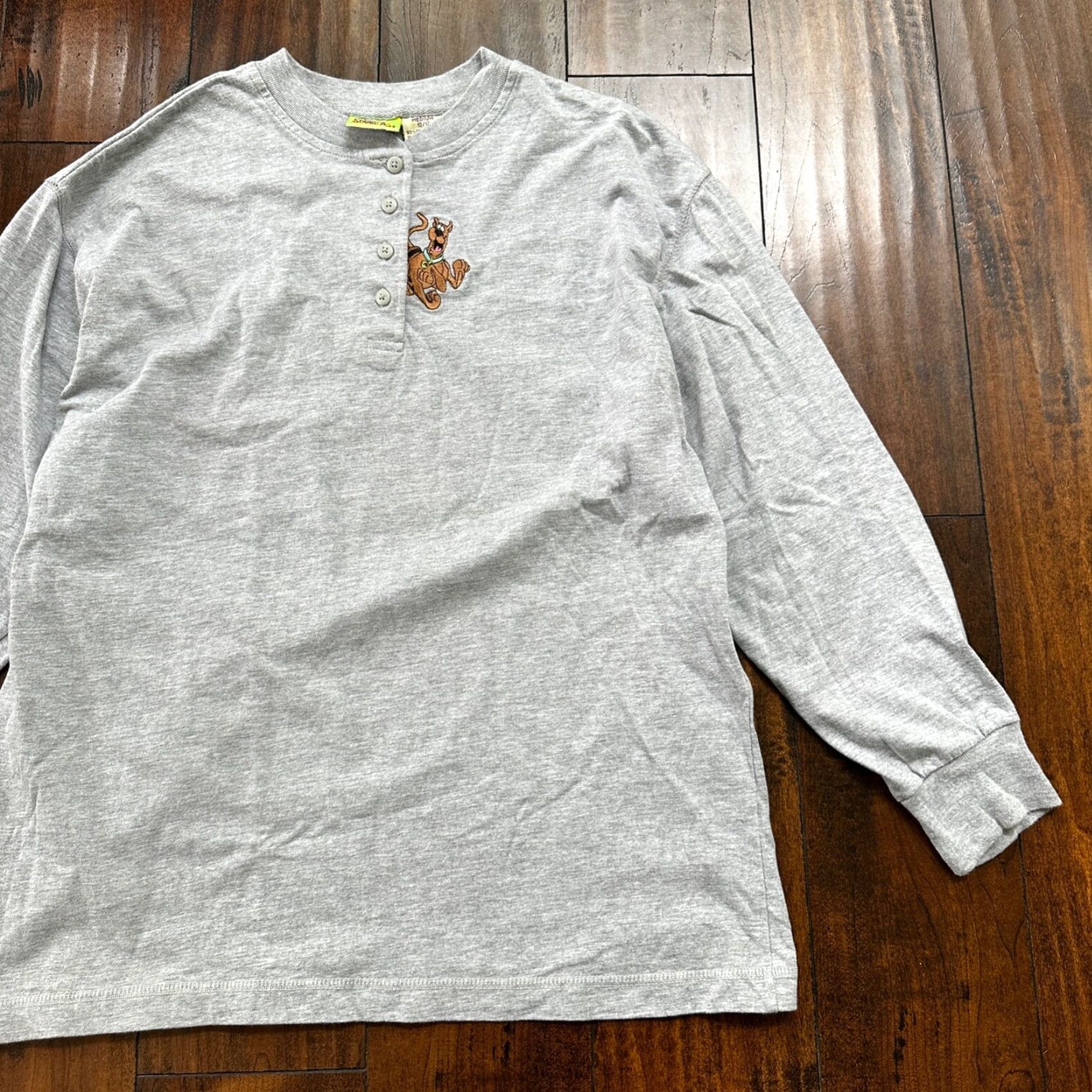 Vintage VINTAGE Warner Bros. Scooby-Doo Cartoon Network Gray Henley Shirt Unisex Adults M Embroidered 90s Y2K Size M / US 6-8 / IT 42-44 - 3 Thumbnail