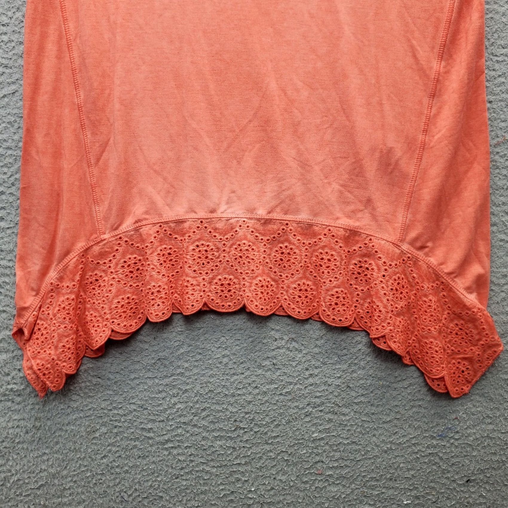 Vintage Cha Cha Vente Tunic Top Womens Size S Orange Rayon Stretch Eyelet Hem Round Neck Shirt Size S / US 4 / IT 40 - 6 Thumbnail