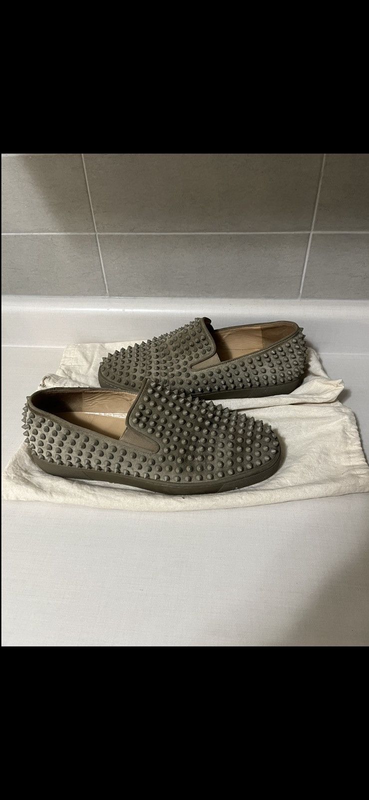 Christian Louboutin Khaki christian louboutin Size US 8.5 / EU 41-42 - 3 Thumbnail