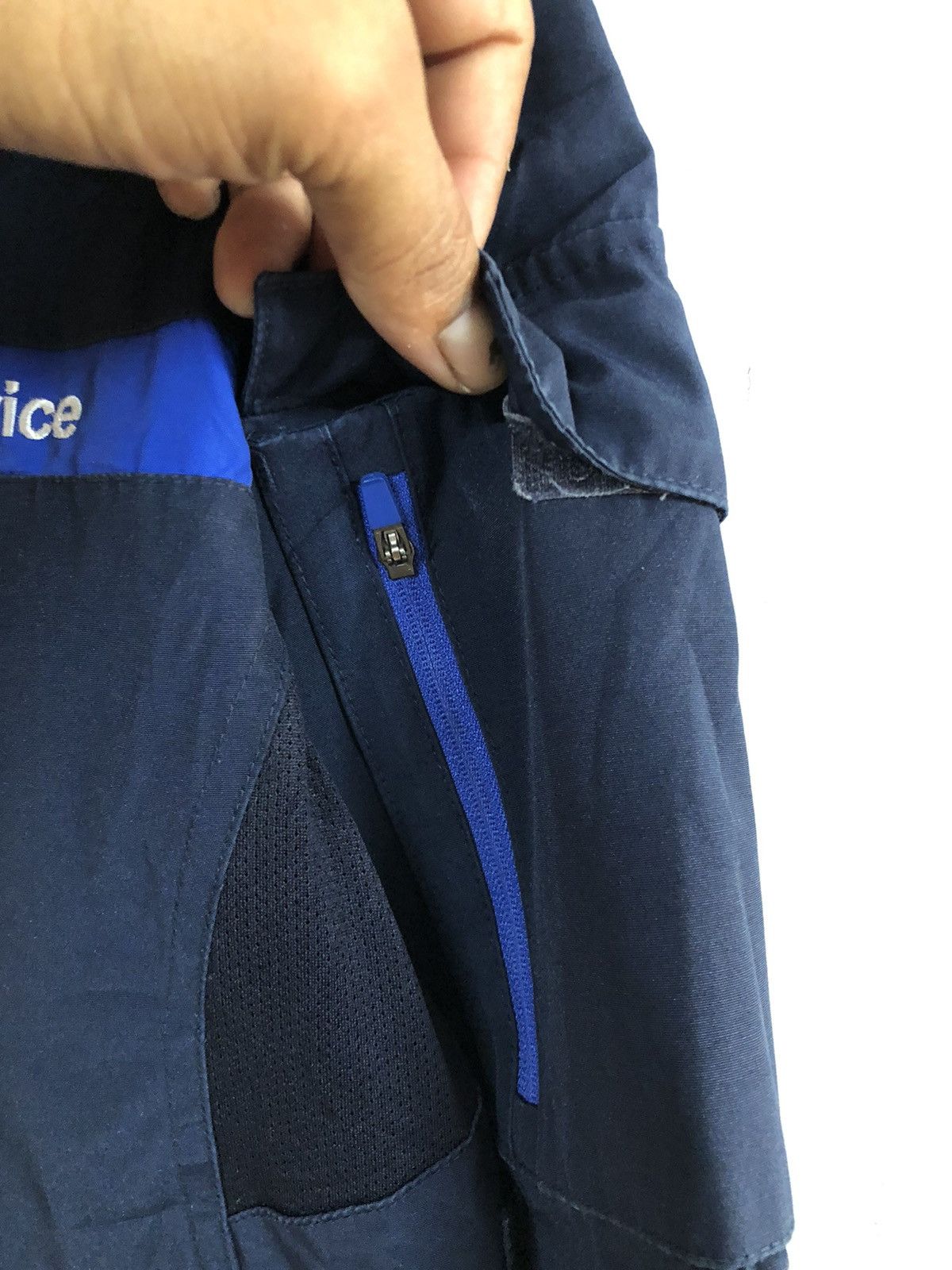 BMW Vintage BMW services Light Jacket Zipper Size US M / EU 48-50 / 2 - 4 Thumbnail