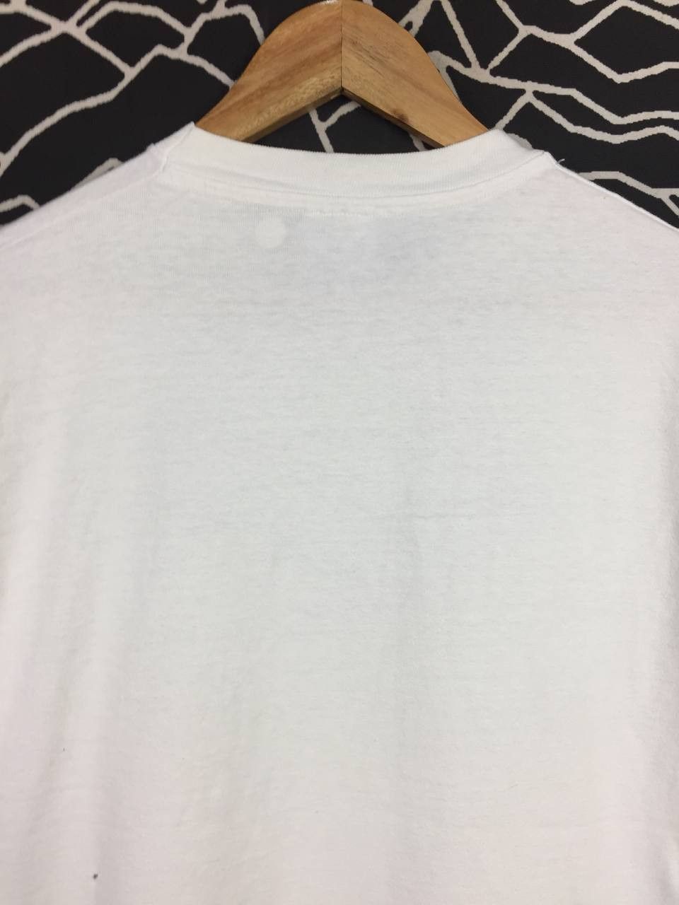 Vintage Vtg 90s Sabra Field Apple Tree In Winter Single Stitch Tee Size US L / EU 52-54 / 3 - 11 Thumbnail