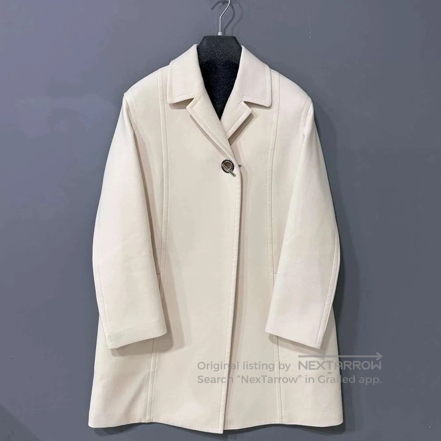 HERMES Cream Full Print Inner Coat.
