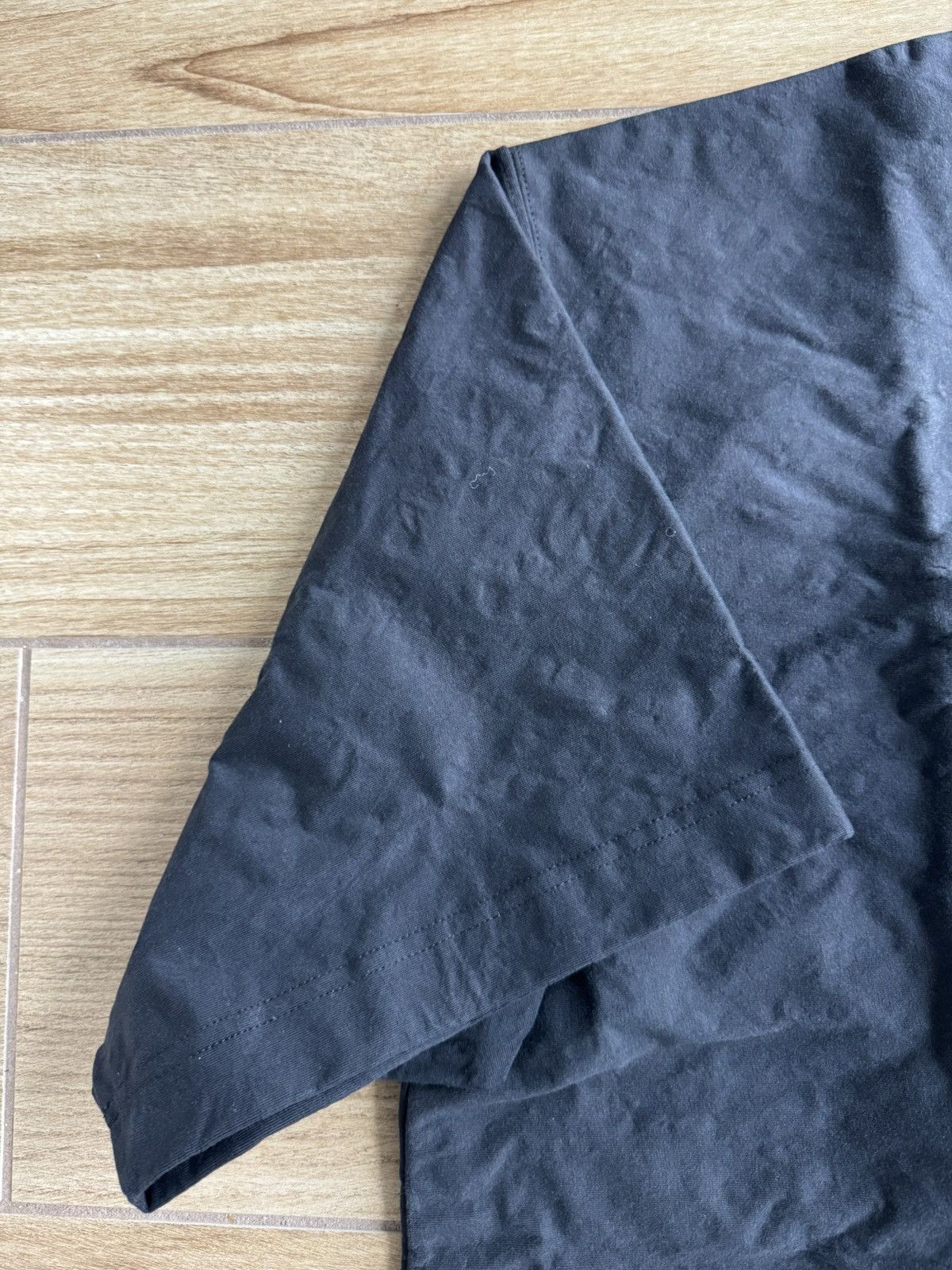 Vetements VETEMENTS Metalized Wrinkled 'Not Mom's Favorite' T-shirt Size US L / EU 52-54 / 3 - 4 Thumbnail