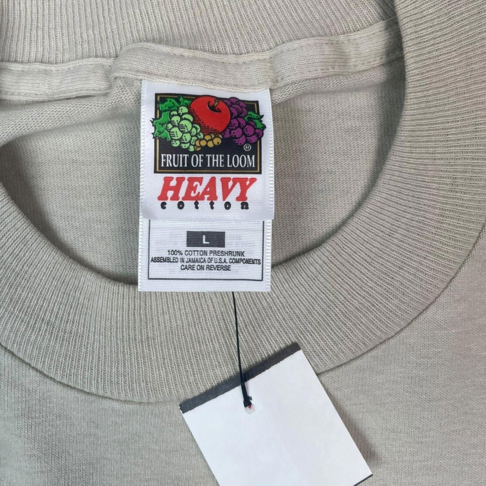 Fruit Of The Loom Vintage James Bond 1997 Shaken Not Stirred Tee Size US L / EU 52-54 / 3 - 3 Thumbnail