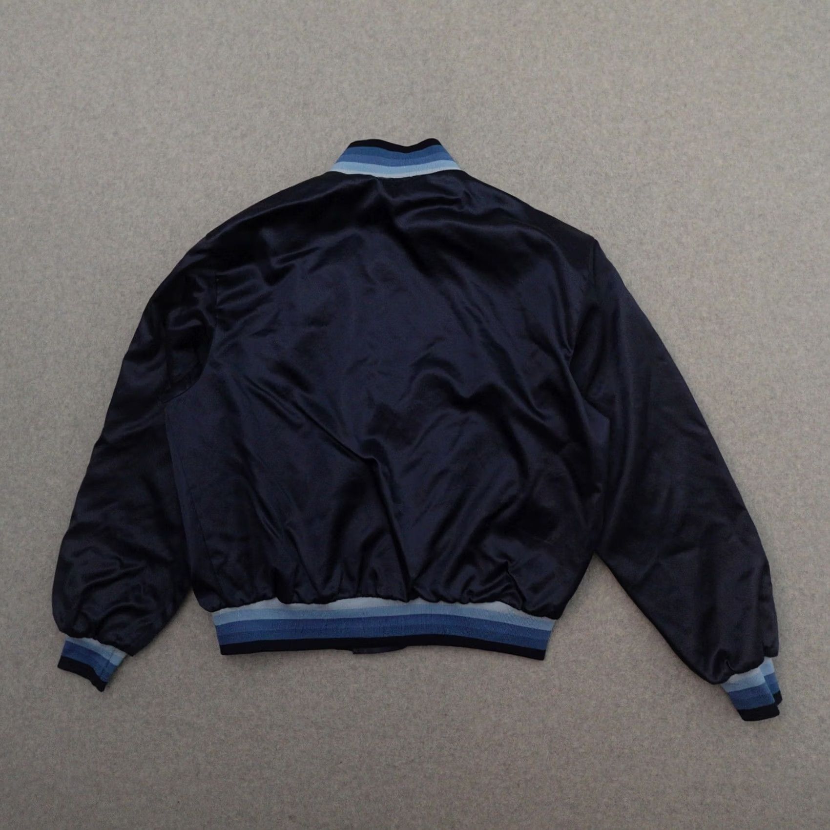 Vintage VINTAGE Swingster Jacket Men XL Blue USA Bomber Nylon Athletic Pattern Solid 25X25 Size XL Size US XL / EU 56 / 4 - 2 Thumbnail