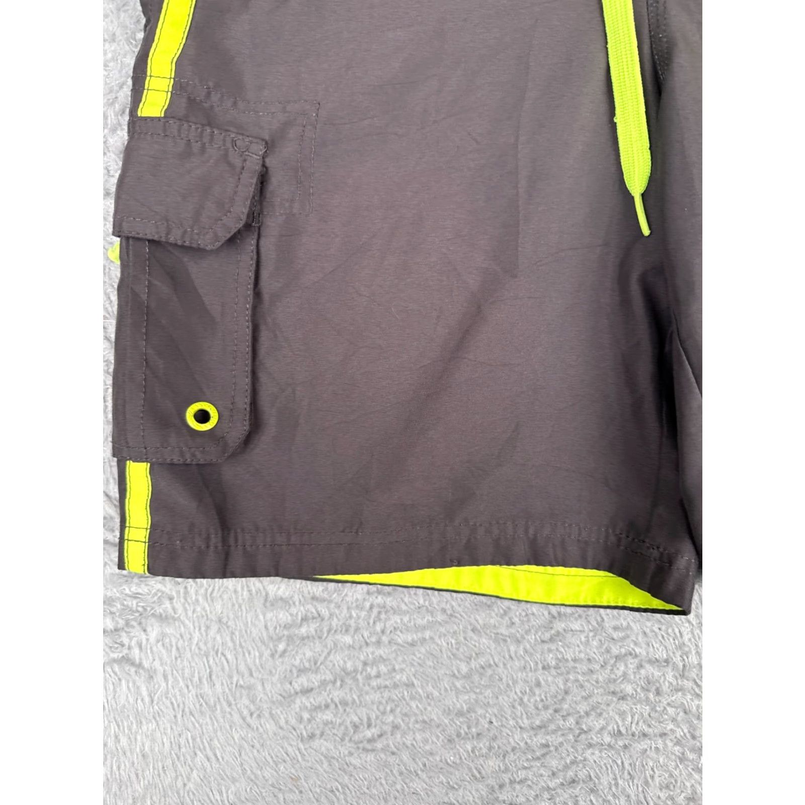 Ocean Pacific Ocean Pacific Board Shorts Men Small Gray 100% Polyester Cargo Drawstring Elastic Waist Pockets Beach Surfing 30x10 Mens Size US 29 - 3 Thumbnail