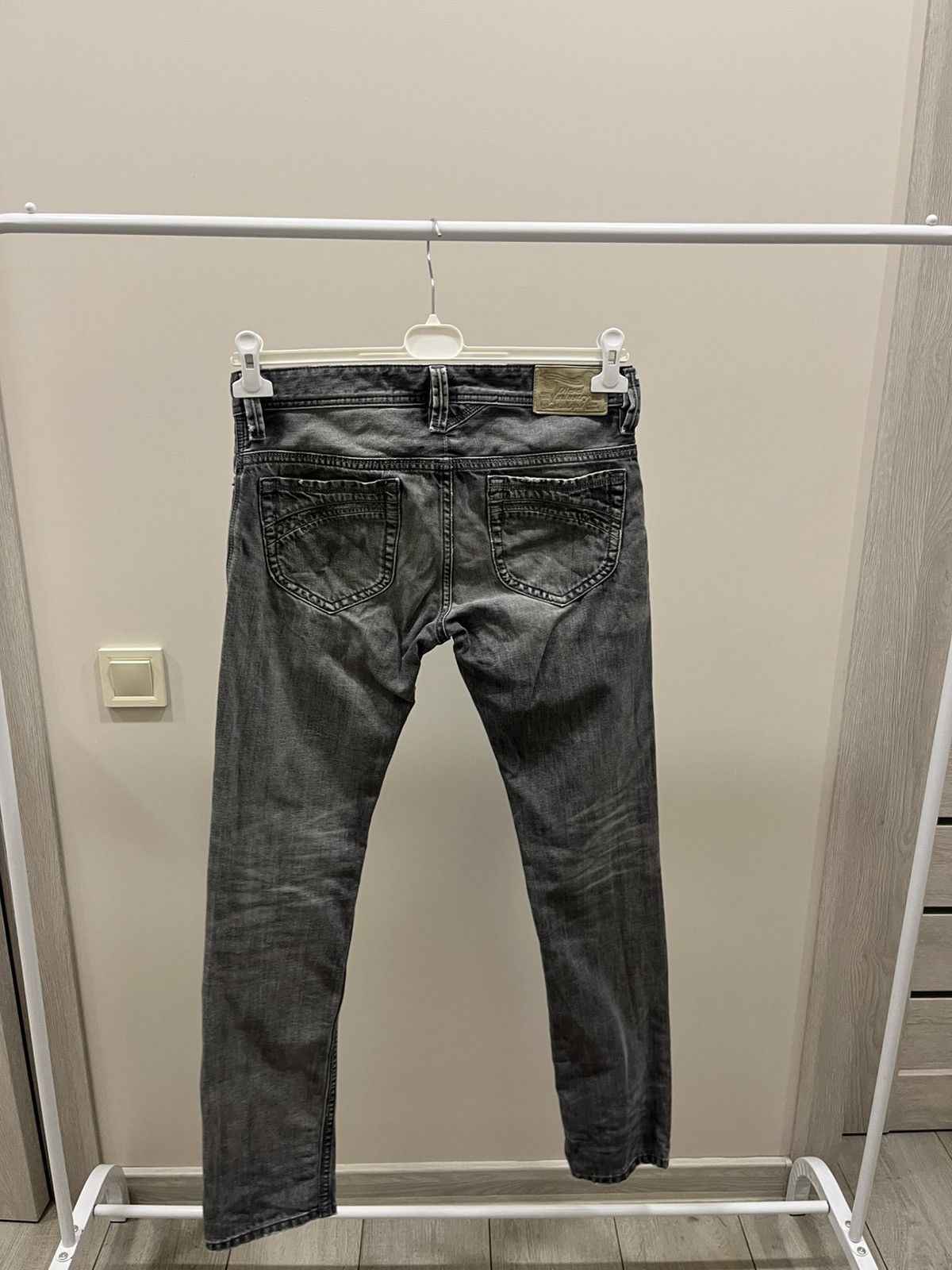 Diesel Vintage Diesel Distressed if six was nine style slim Jeans Size US 29 - 5 Thumbnail