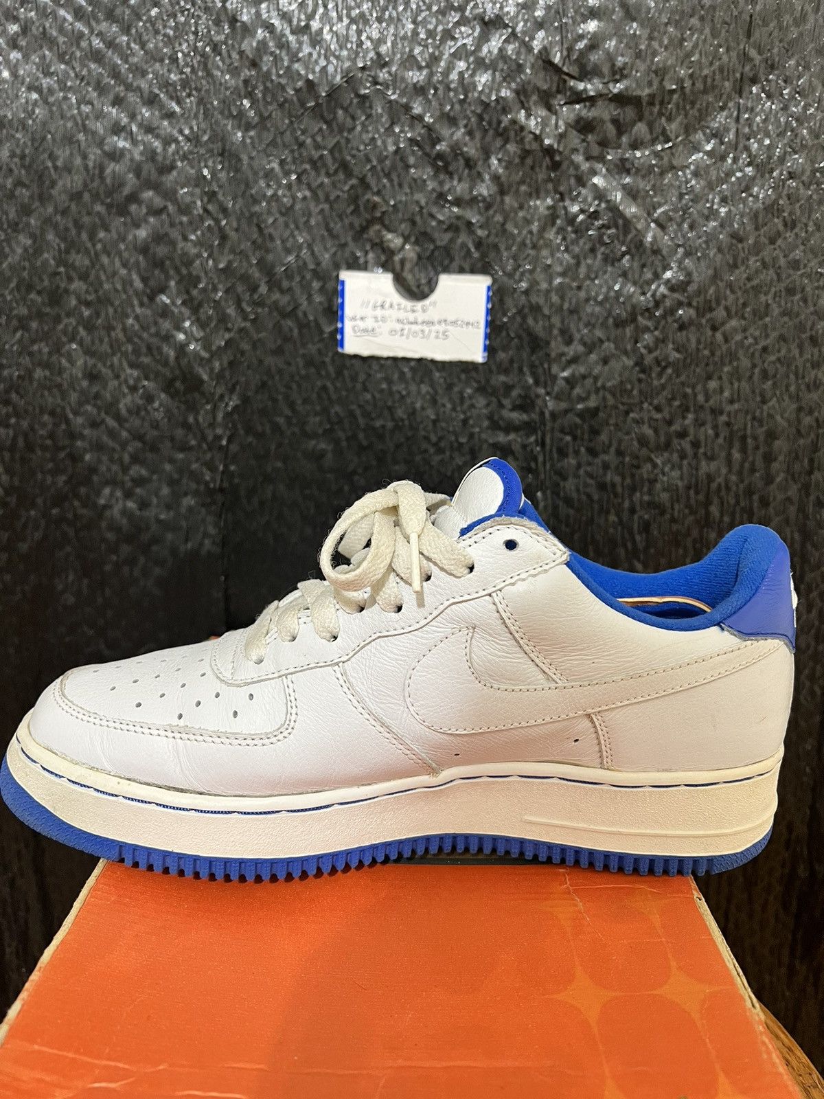 Nike 24hr FLASH SALE* Air Force 1 “2002” VERY RARE OG Size US 9 / EU 42 - 6 Thumbnail