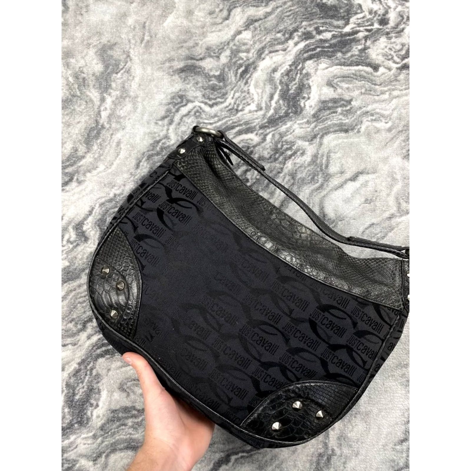 Just Cavalli Just Cavalli Leather Handbag Women Black Shoulder Bag Medium Leather Inner Pockets Detachable Strap Zip Closure Size ONE SIZE - 6 Thumbnail