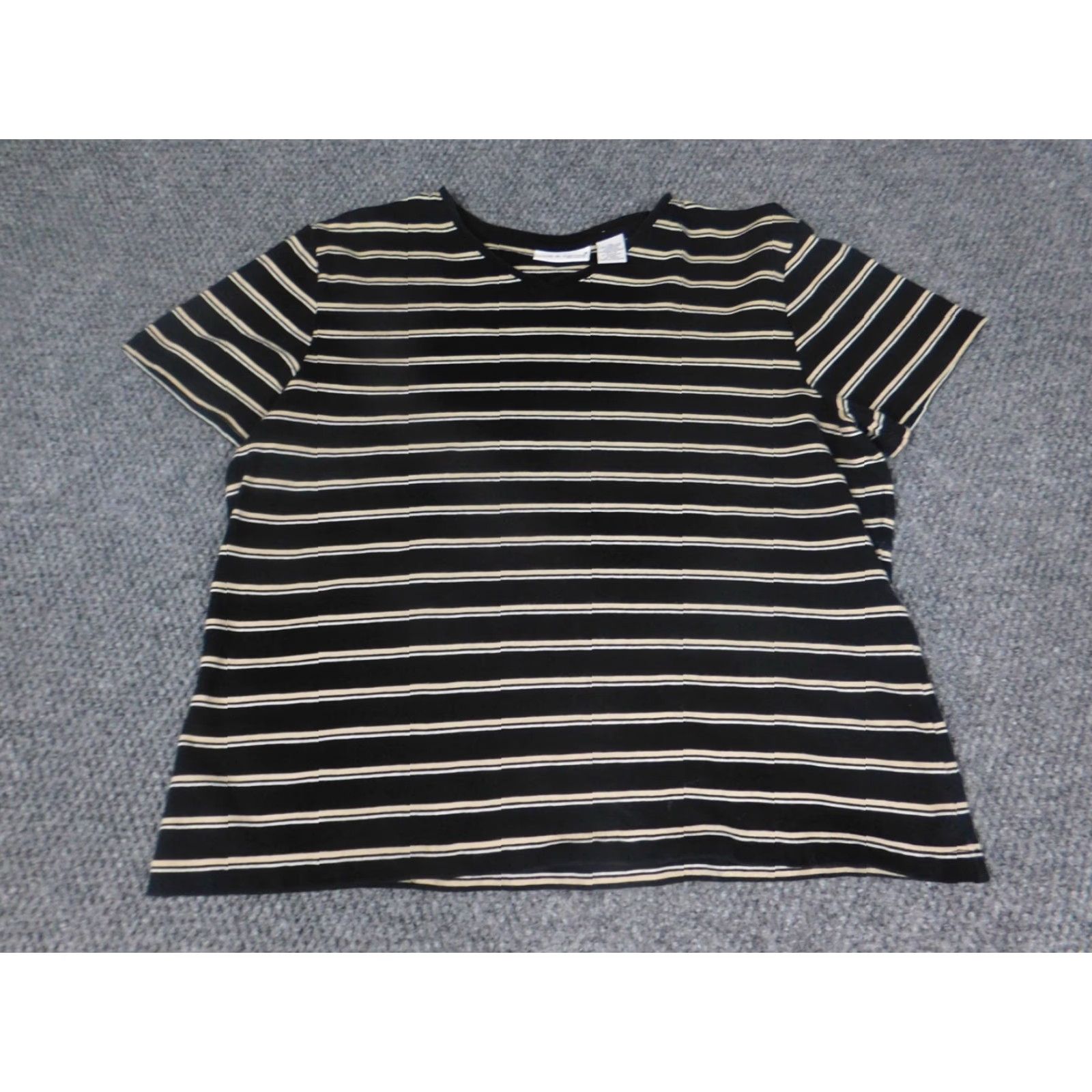 Croft & Barrow Croft & Barrow Shirt Womens XL Black Stretch Pullover Striped Short Sleeve V-Neck Casual T-Shirt Size XL / US 12-14 / IT 48-50 - 2 Thumbnail