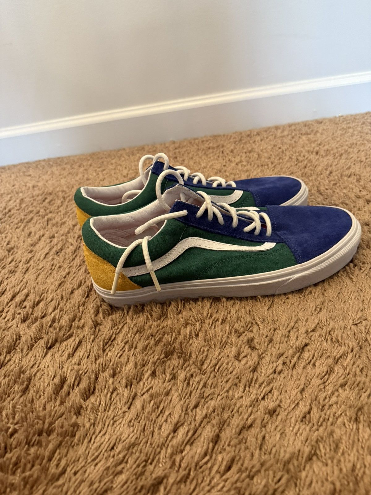 Vans 2018 Old Skool “Yacht Club’ Vans Size US 10 / EU 43 - 2 Thumbnail