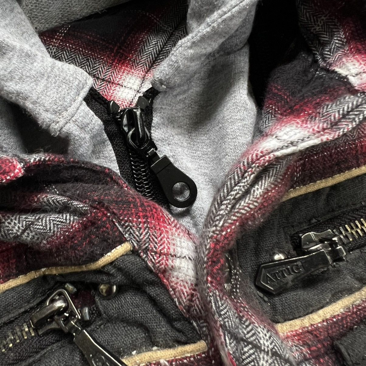 In The Attic 2000’s In The Attic Vkei Style Zip Flannel Shirt Size US M / EU 48-50 / 2 - 7 Thumbnail