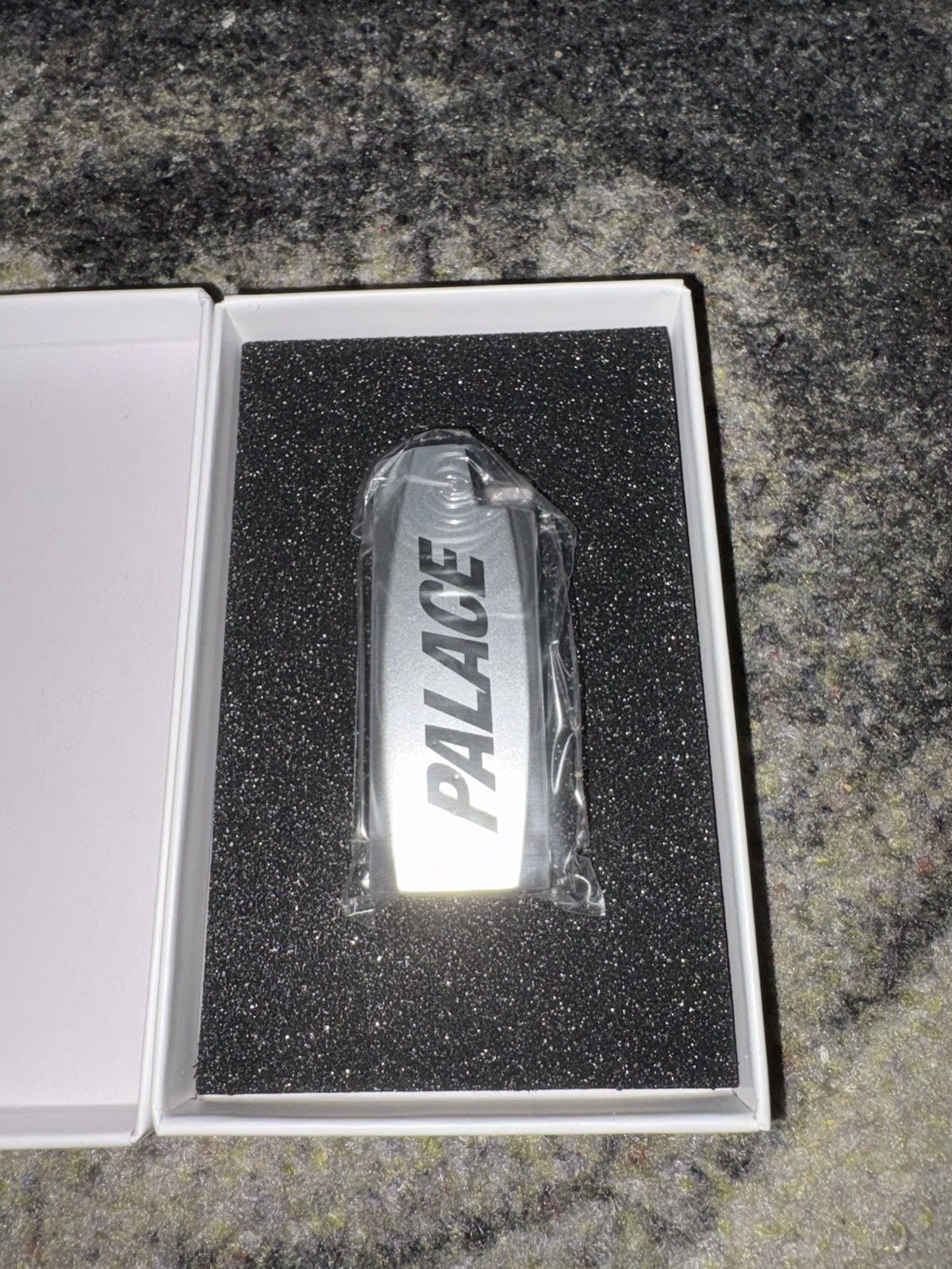 Palace Palace Metal Lighter Case Silver Size ONE SIZE - 2 Thumbnail
