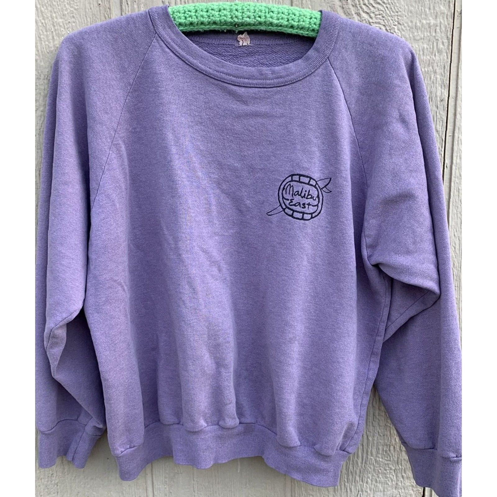 Vintage VINTAGE Malibu East Isle of Palms raglan sweatshirt volleyball surfboard sweater Size US M / EU 48-50 / 2 - 2 Thumbnail
