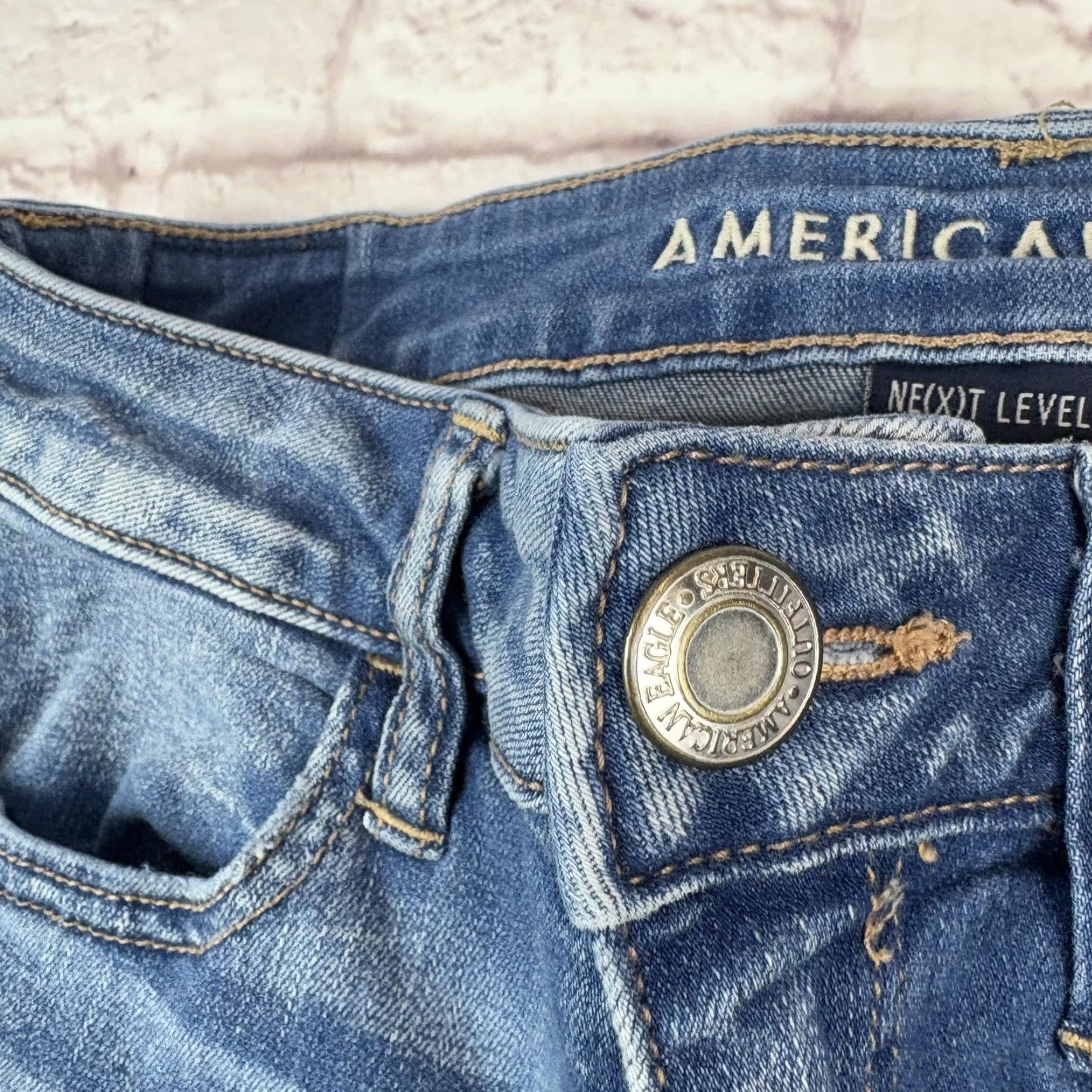 American Eagle Outfitters American Eagle Outfitters Jeans Womens 6 Short Blue Jegging Distressed Stretch 5-Pocket Denim Size 28" / US 6 / IT 42 - 5 Thumbnail
