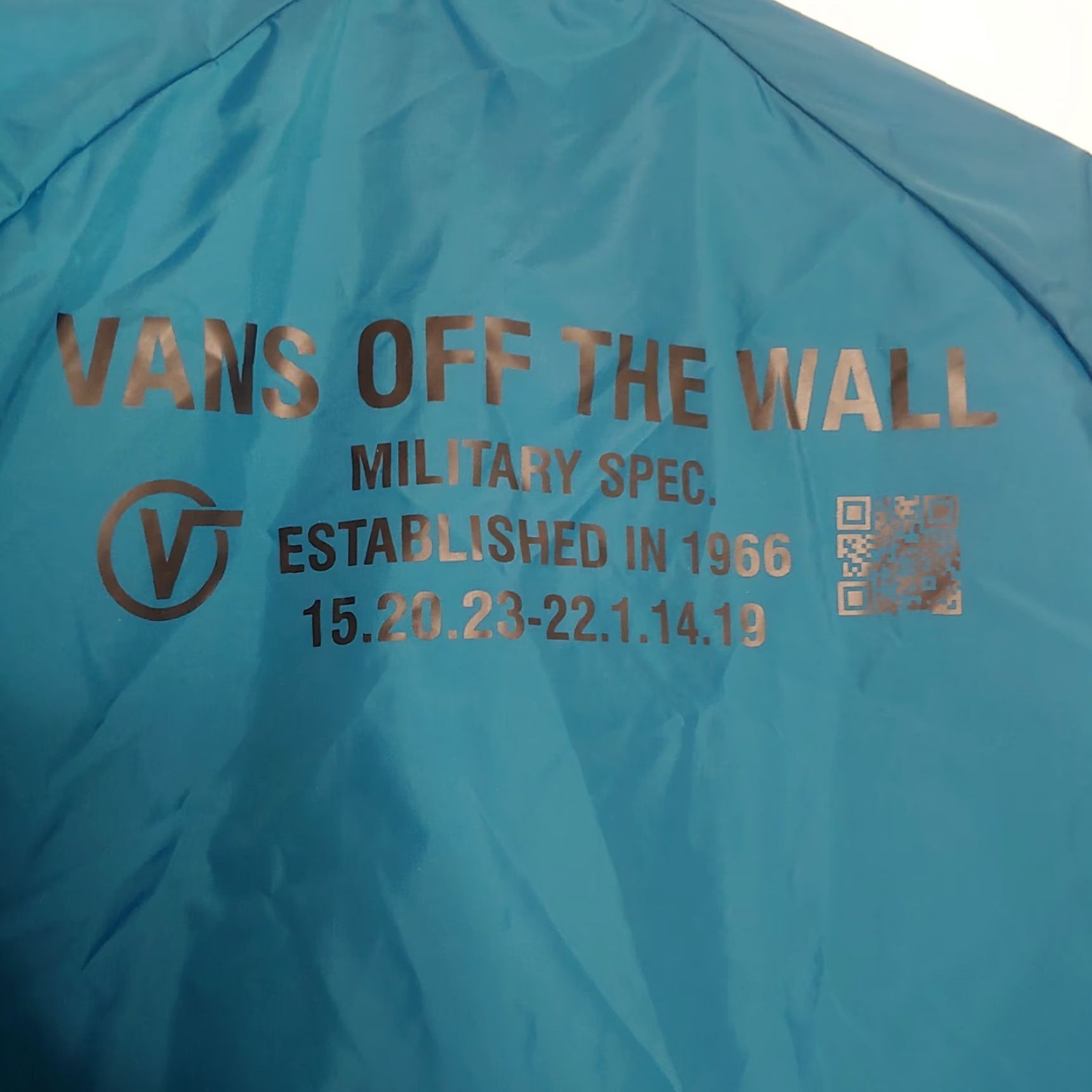 Vans VANS Jacket Medium Unisex Adults M Windbreaker Teal Green Nylon Snap Pocket Retro Skater Casual Size US M / EU 48-50 / 2 - 6 Thumbnail