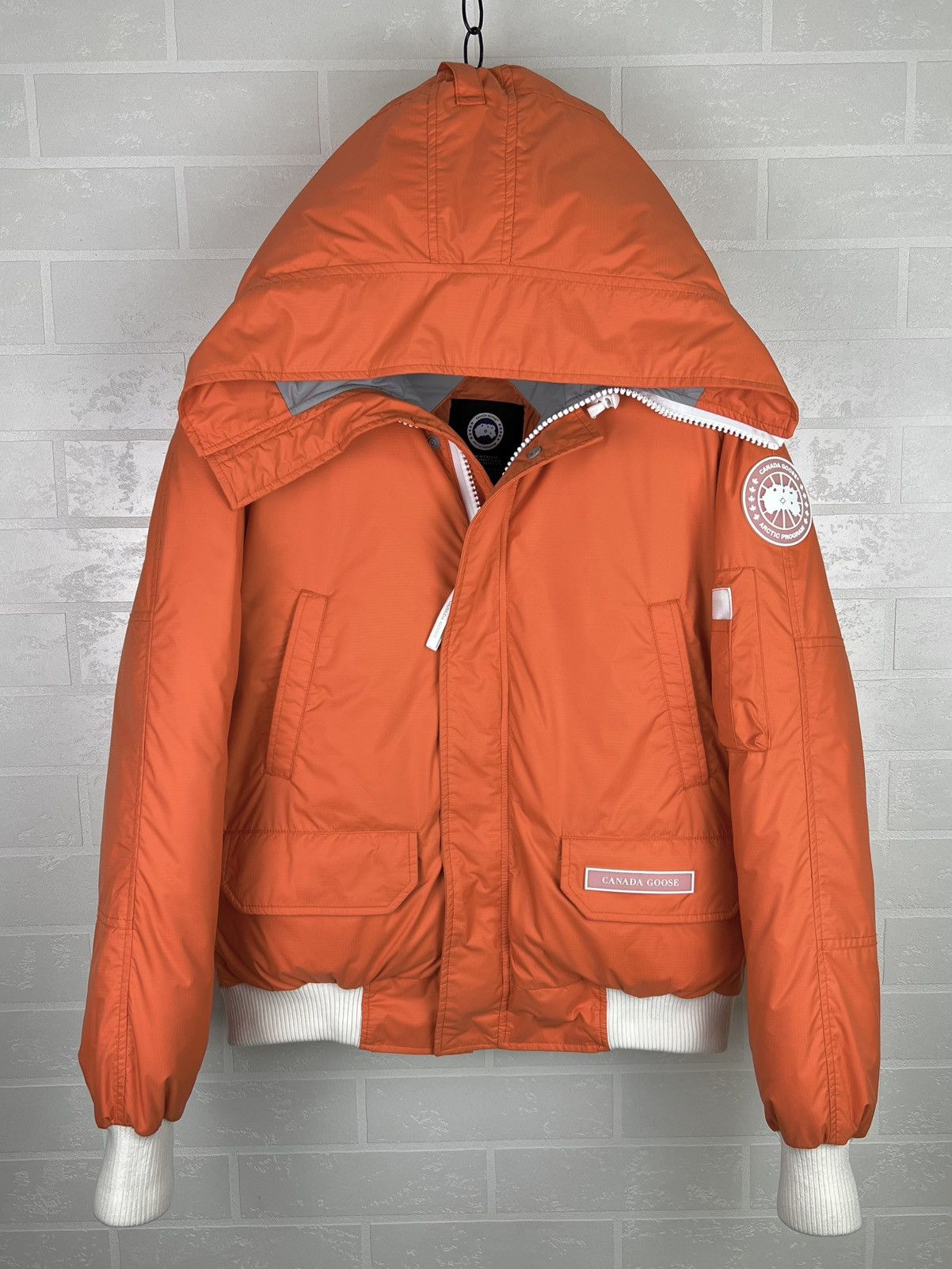 Canada Goose CANADA GOOSE Down Jacket Northern Lights CHILLIWACK Bomber Size US M / EU 48-50 / 2 - 1 Thumbnail