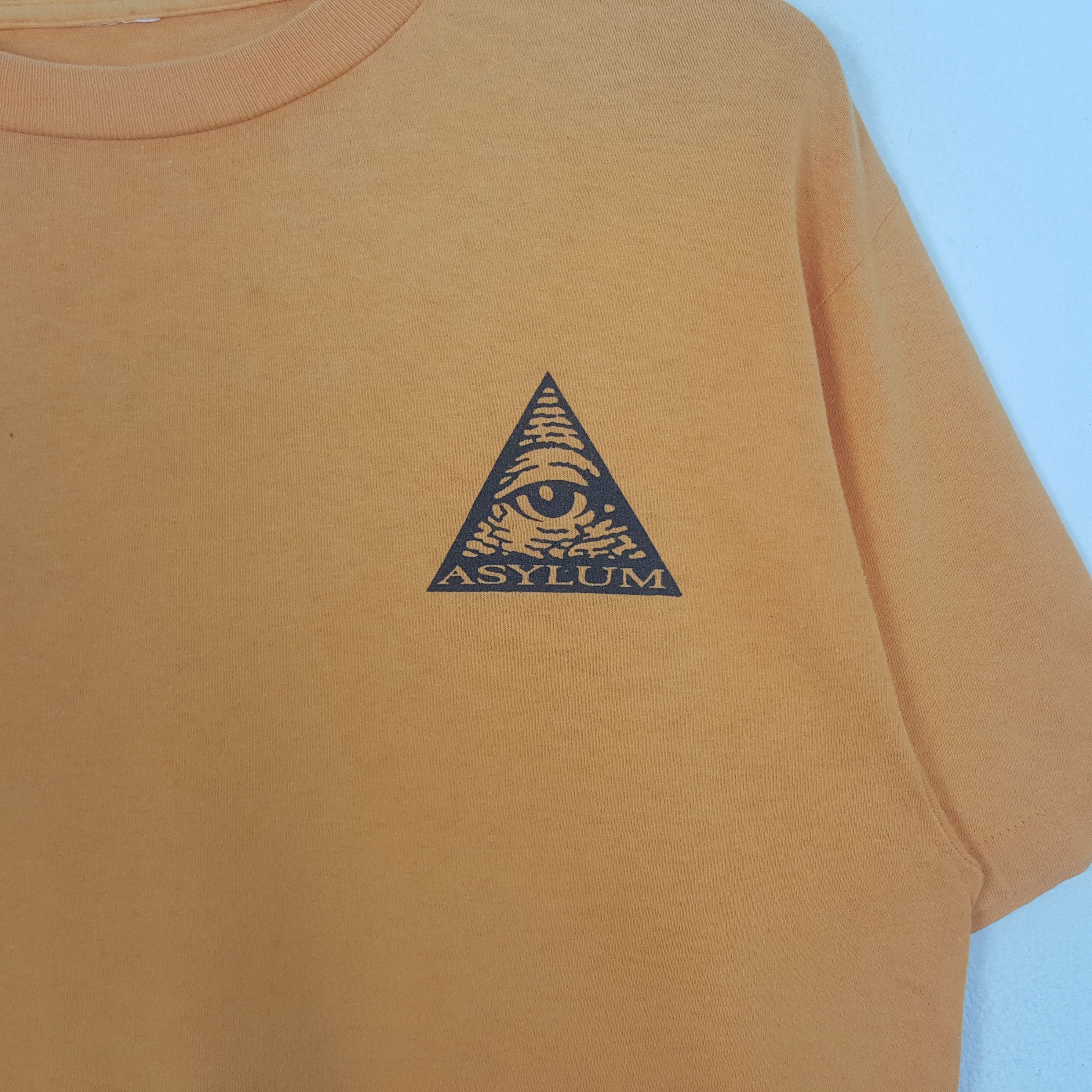 Other Vintage Asylum American Skateboard Tshirt RR1 Size US L / EU 52-54 / 3 - 4 Thumbnail