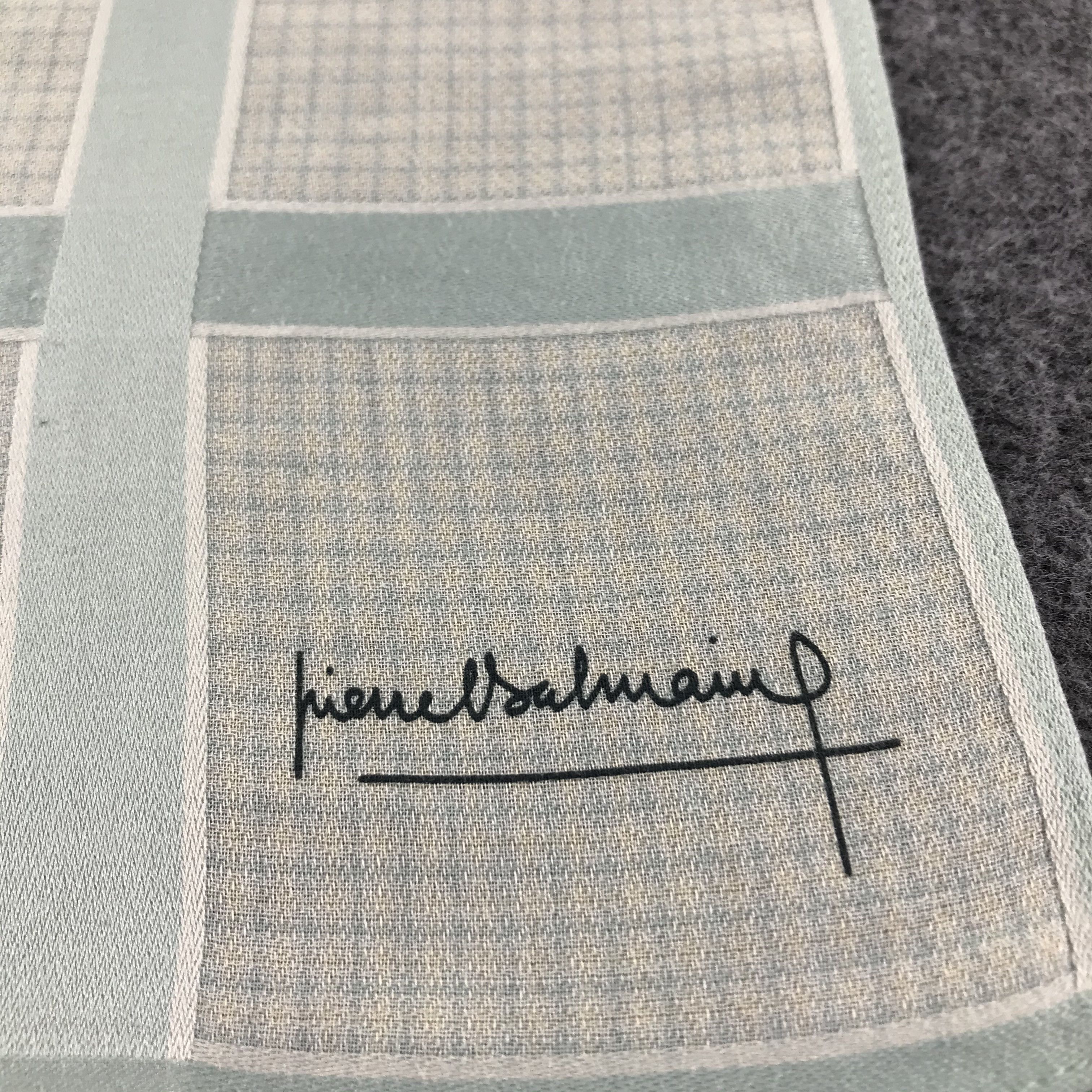 Pierre Balmain Pierre Balmain Handkerchief Neckerchief Bandana H455 Size ONE SIZE - 4 Thumbnail