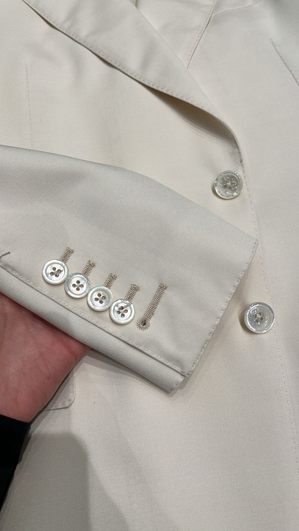 Tom Ford o1loc1c0426 JHSP01 Silk Wool Shelton Jacket in White Size US XL / EU 56 / 4 - 3 Thumbnail
