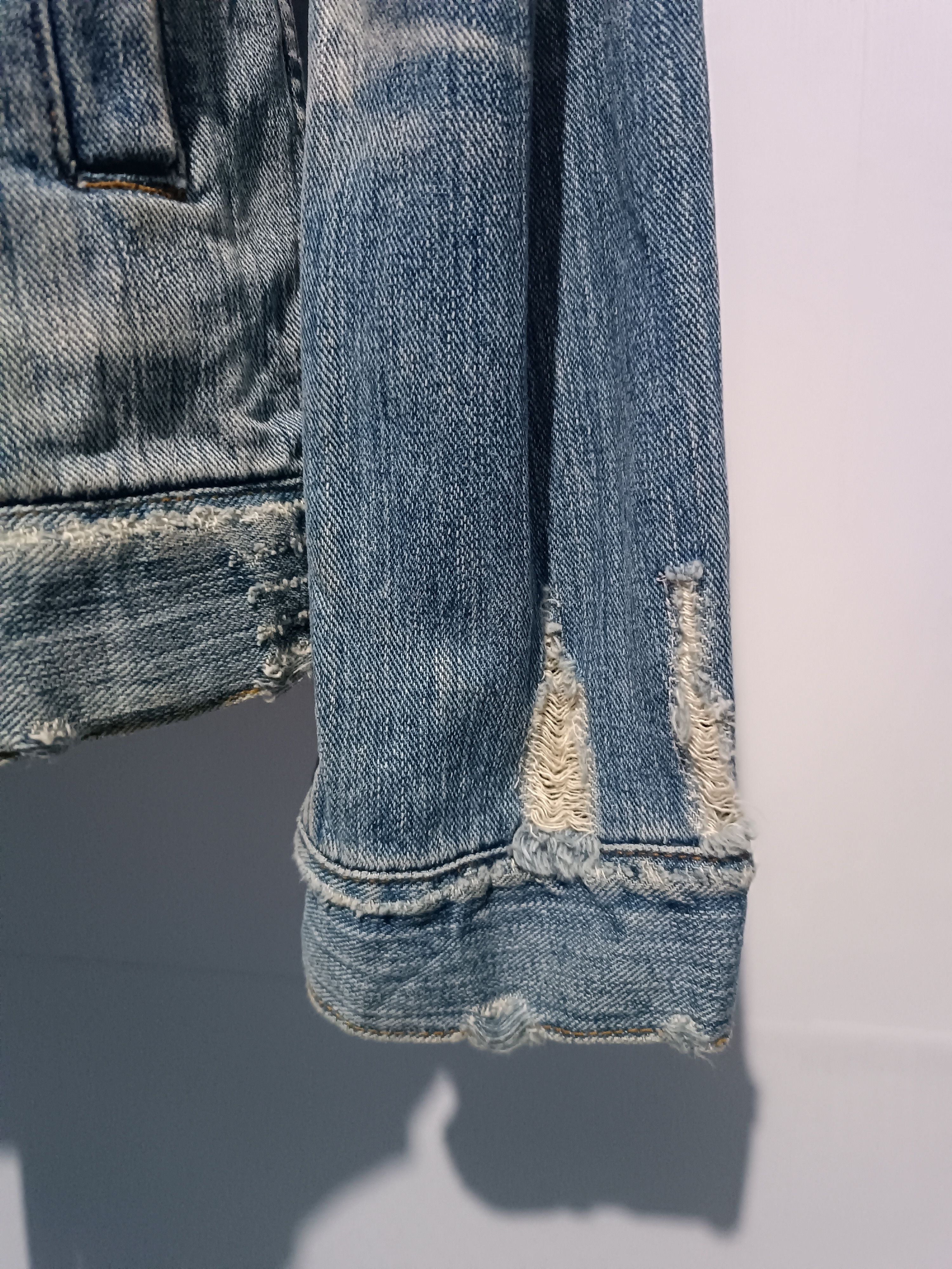 Japanese Brand Ripped Denim Jacket Slim Fit Size US M / EU 48-50 / 2 - 6 Thumbnail