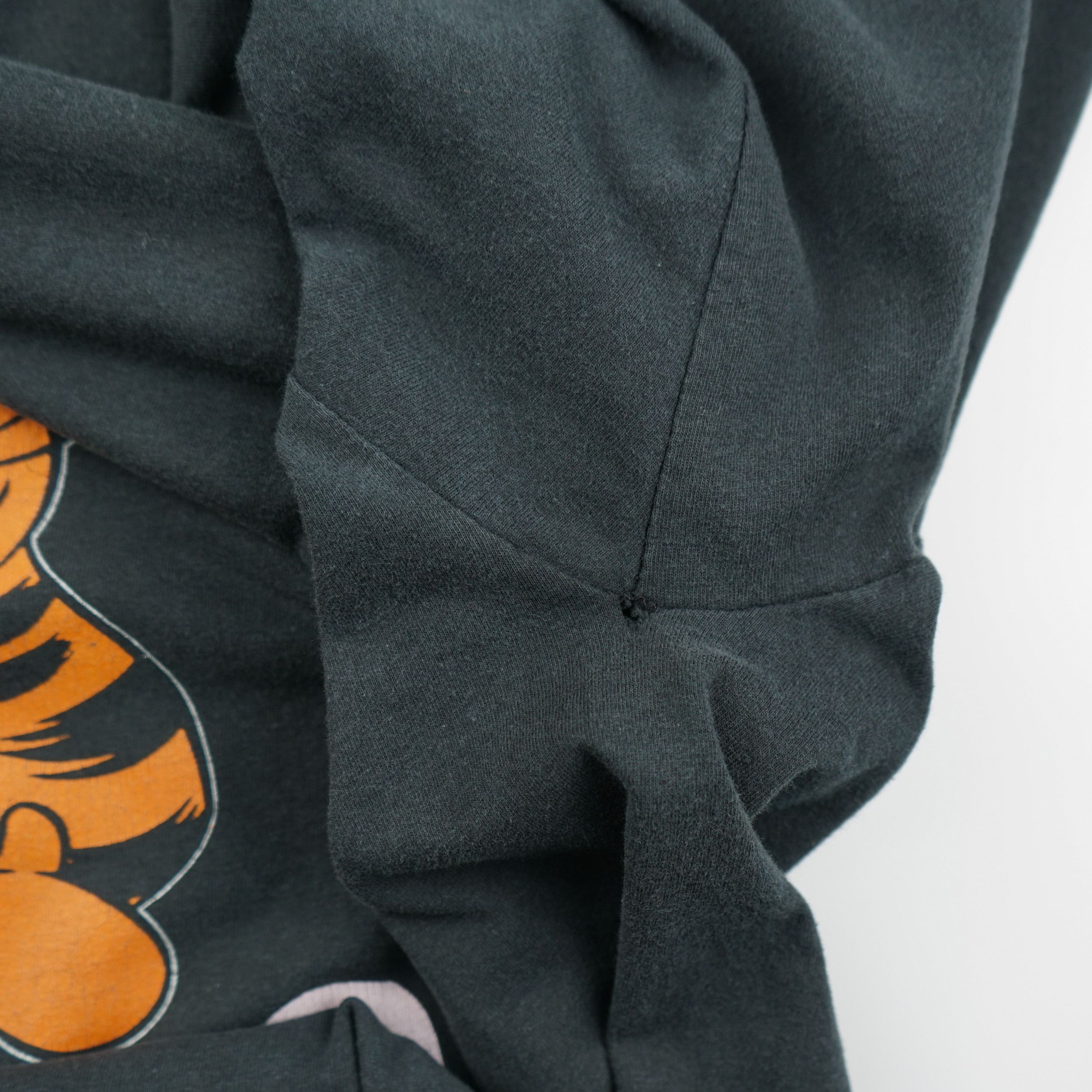 Cartoon Network × Disney × Vintage Vintage 1990s Winnie the Pooh Tiger T-Shirt Size US XL / EU 56 / 4 - 6 Thumbnail