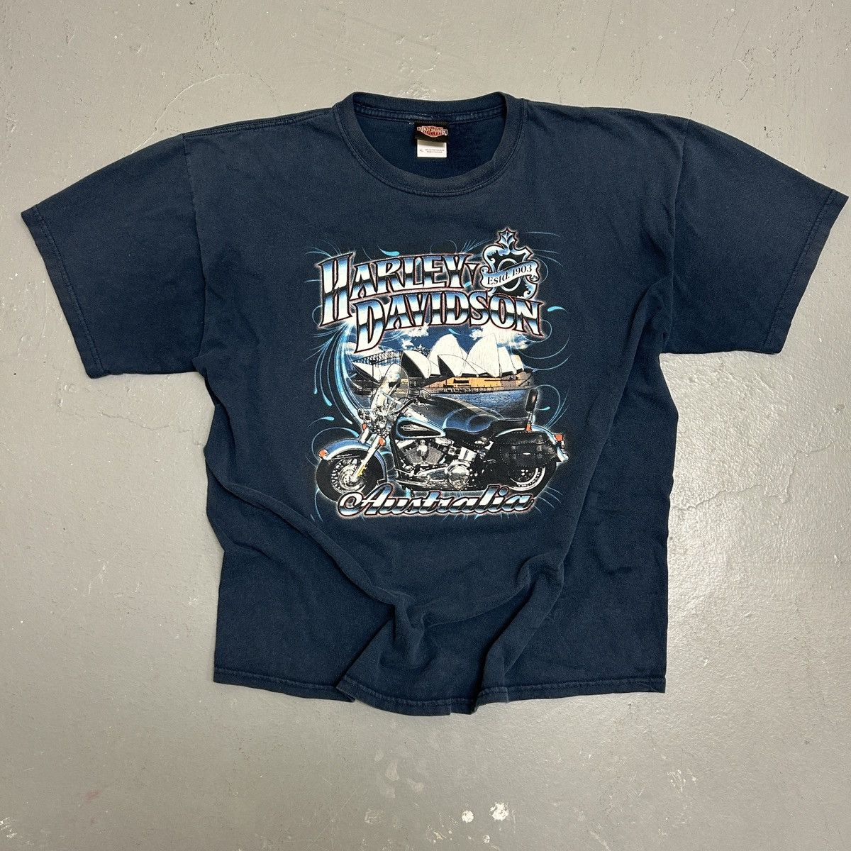 Harley Davidson Vintage Harley-Davidson Australia Dealer Tee – Navy (XL) Size US XL / EU 56 / 4 - 1 Thumbnail