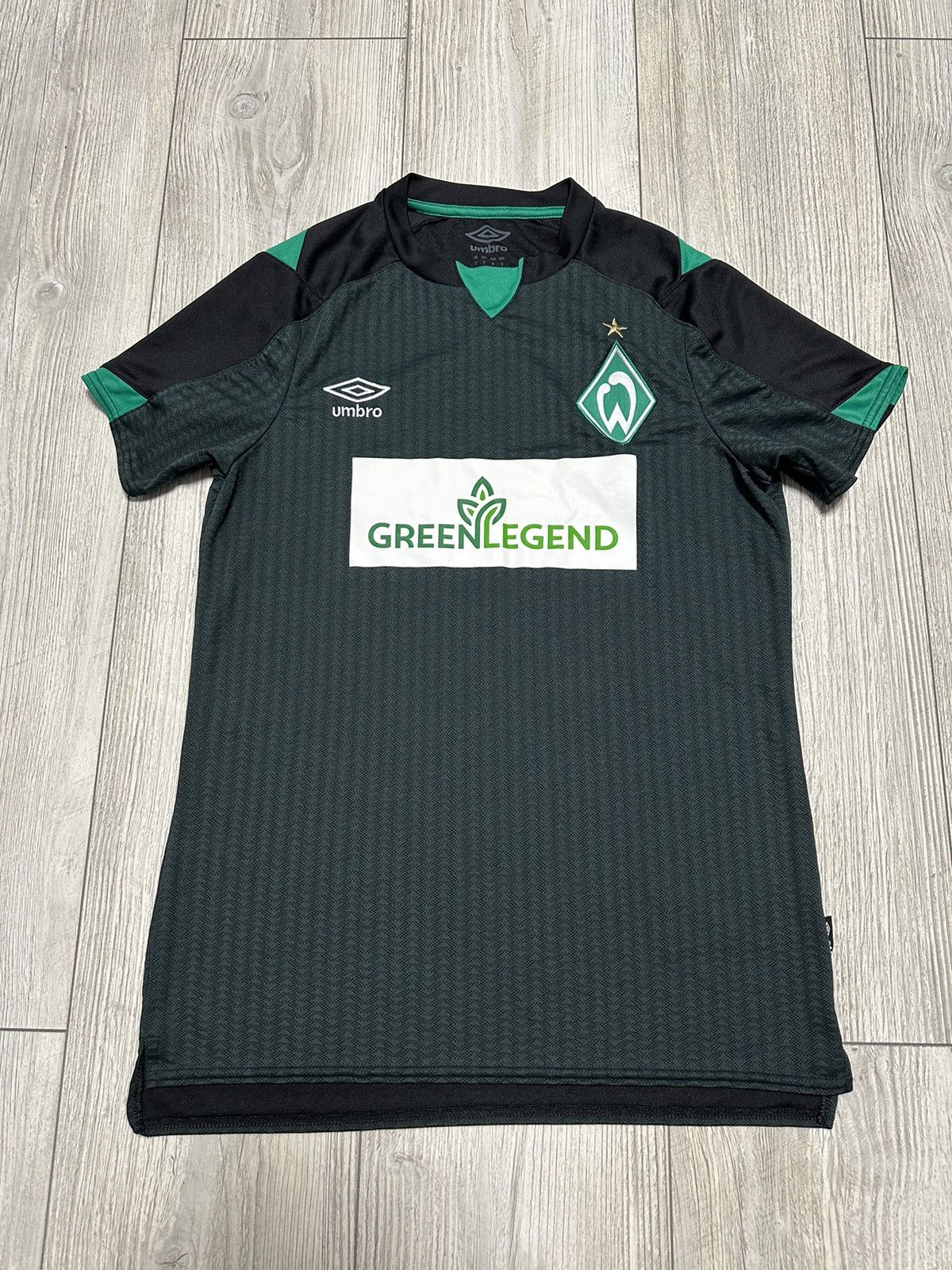 Umbro Umbro FC Werder Bremen Soccer Jersey Football Shirt 2021/22 Size US S / EU 44-46 / 1 - 1 Thumbnail
