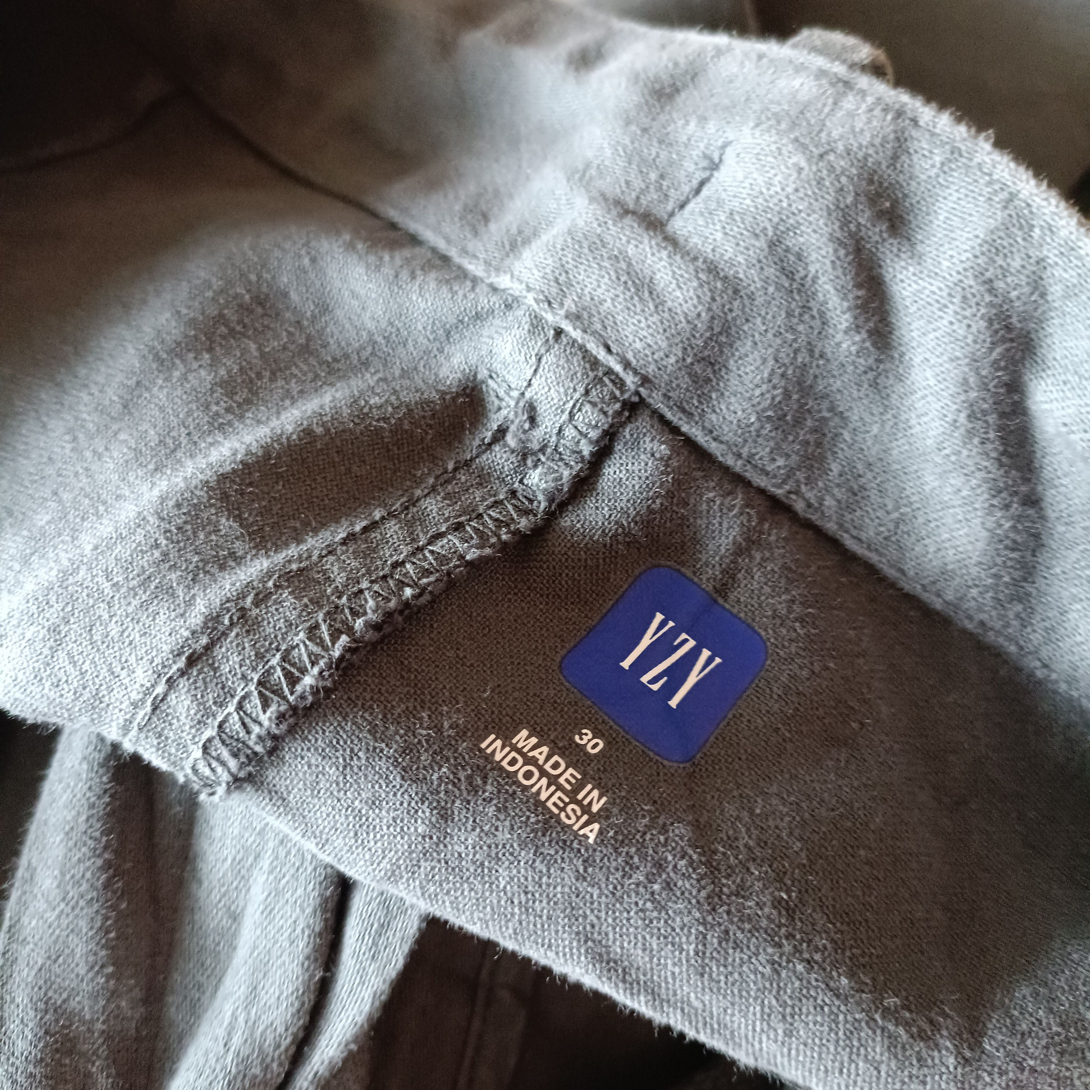 Gap × Yeezy Gap x Yeezy Engineered sateen cargo pants Size US 30 / EU 46 - 9 Thumbnail