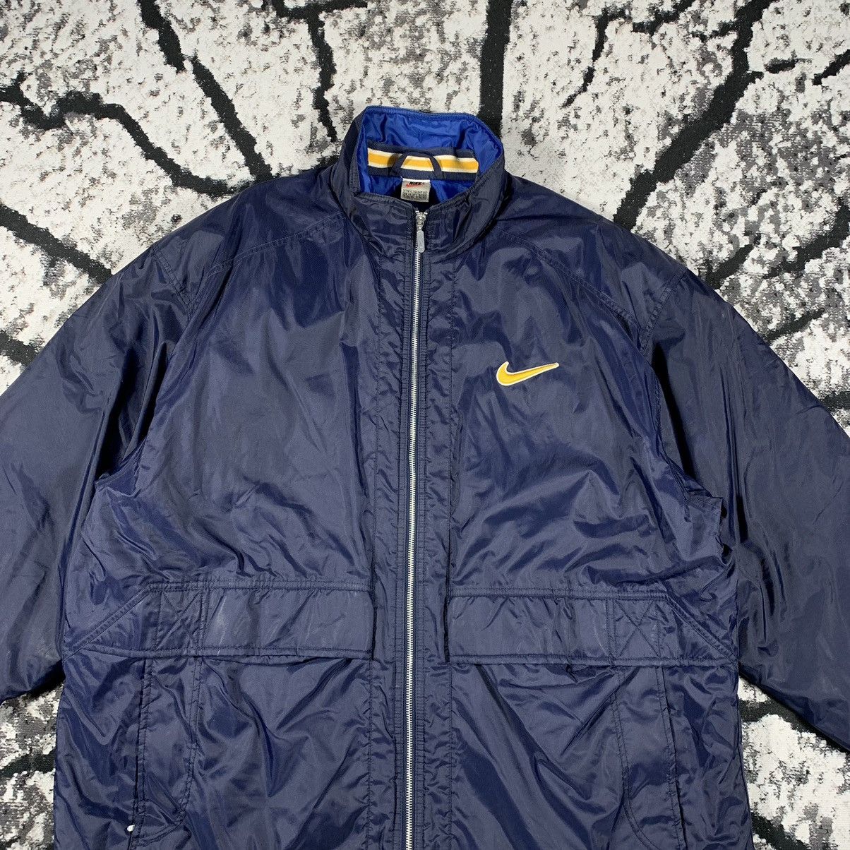 Nike × Vintage VINTAGE 90S NIKE CENTER SWOOSH SPELLOUT BIG LOGO JACKET Size US XL / EU 56 / 4 - 7 Thumbnail