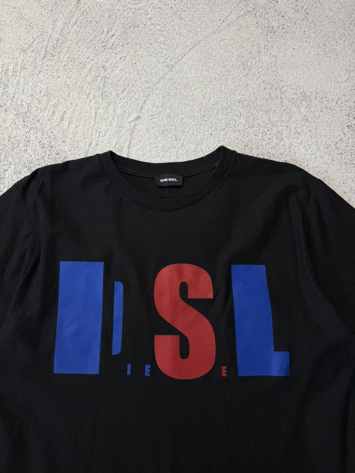 Diesel Vintage Diesel T Shirts Big logo Y2K Size US M / EU 48-50 / 2 - 8 Thumbnail