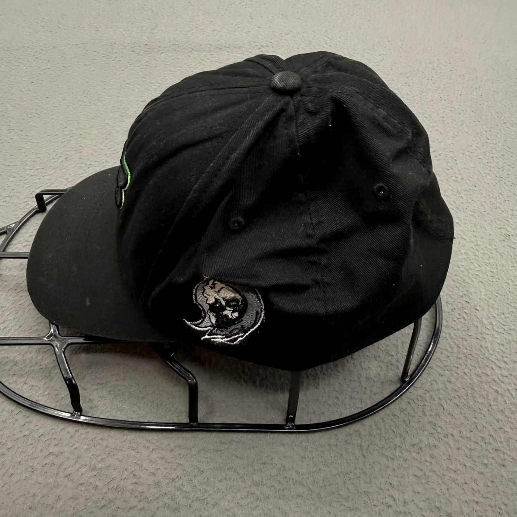 Vintage Fox Hat Cap Fitted Mens XL Black Flexfit Skull Logo Embroidered Motorcycle Cap Size ONE SIZE - 4 Thumbnail
