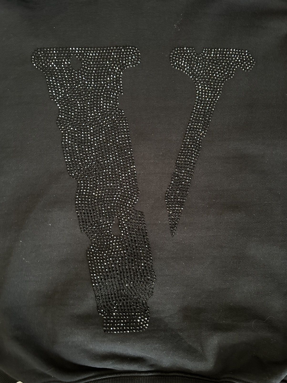 Vlone Vlone black rhinestone zipup size medium Size US M / EU 48-50 / 2 - 6 Thumbnail