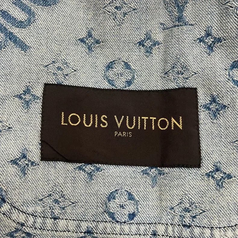 Louis Vuitton Louis Vuitton Co-branded denim jacket Size US S / EU 44-46 / 1 - 6 Thumbnail