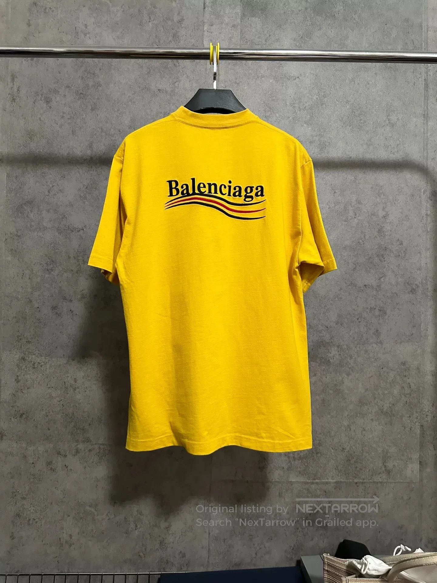 Balenciaga balenciaga yellow short sleeve t-shirt. Size US XXS / EU 40 - 4 Thumbnail