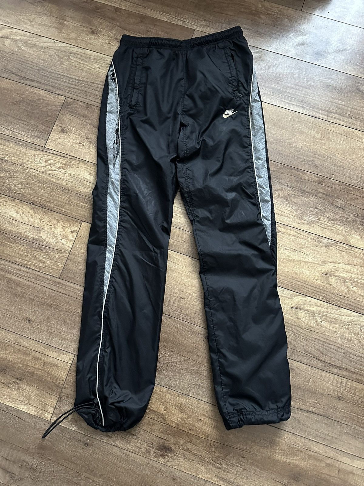 Nike Nike Vintage Nylon Track Pants Sweatpants 90s Size US 30 / EU 46 - 2 Thumbnail