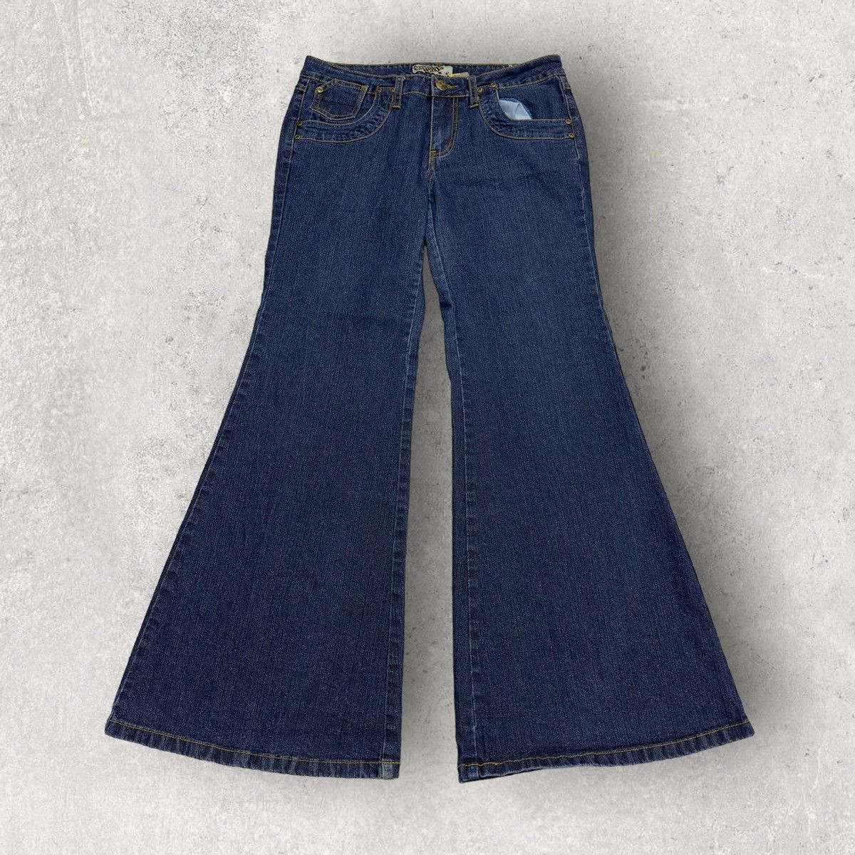 Vintage Vintage Crest bellbottom jeans Size 34" / US 12 / IT 48 - 1 Thumbnail