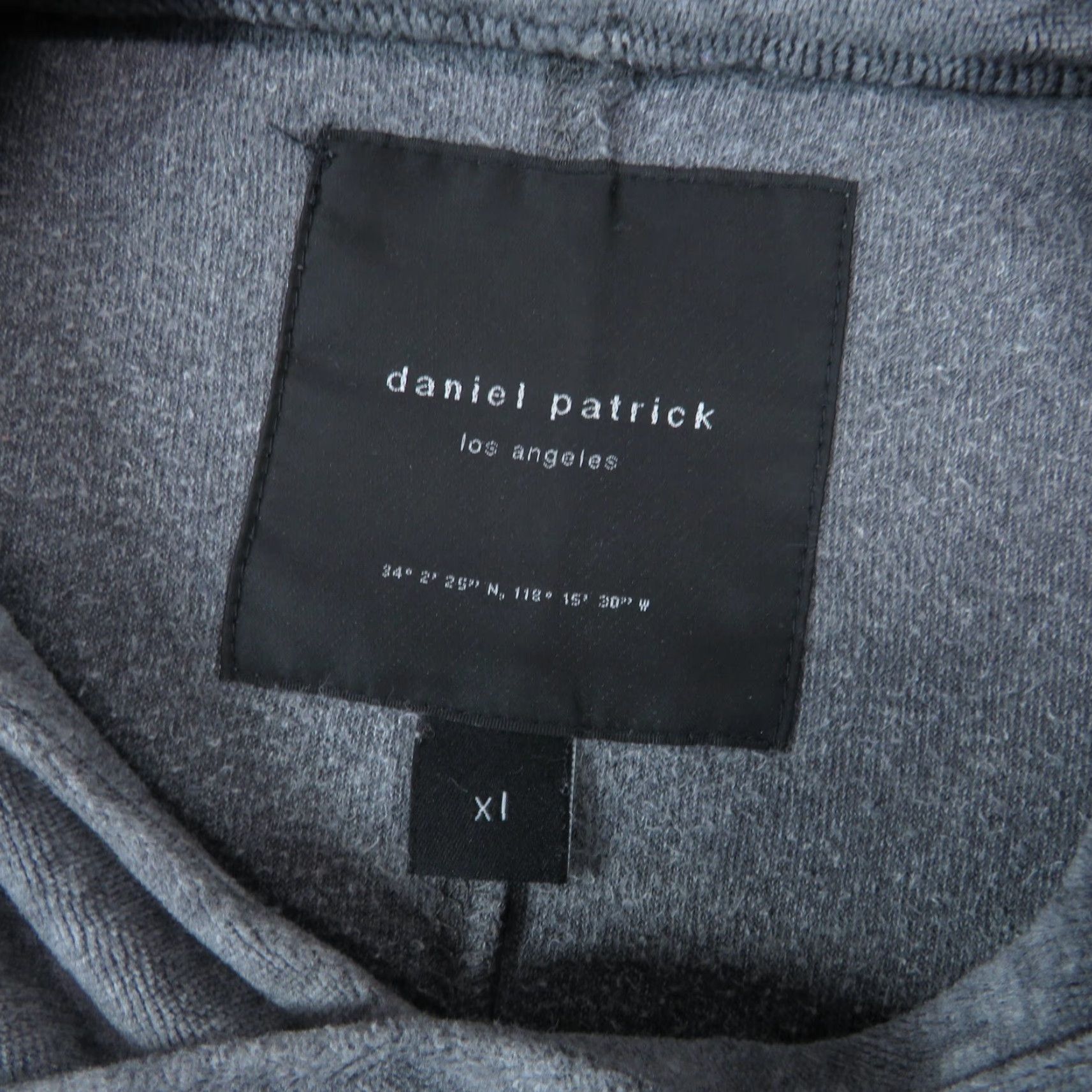 Vintage VINTAGE Daniel Patrick Hoodie Men XL Grey French Terry Microfiber Oversized Sweater Hood Size US XL / EU 56 / 4 - 3 Thumbnail